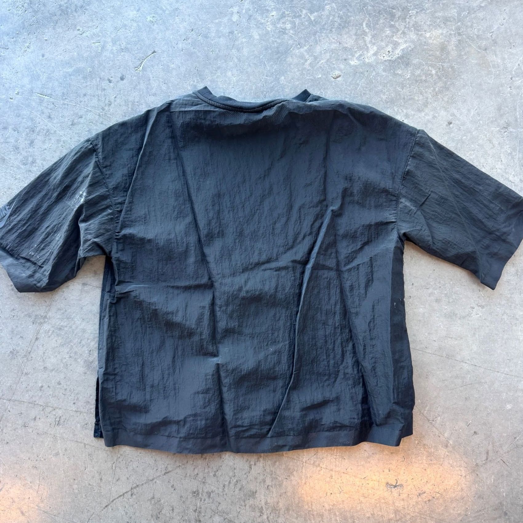 Vintage VINTAGE Nike Black Streetwear Essentials Flowy Baggy Short Sleeve Tee Large Womens T-Shirt Size 36" / US 14 / IT 50 - 2 Thumbnail