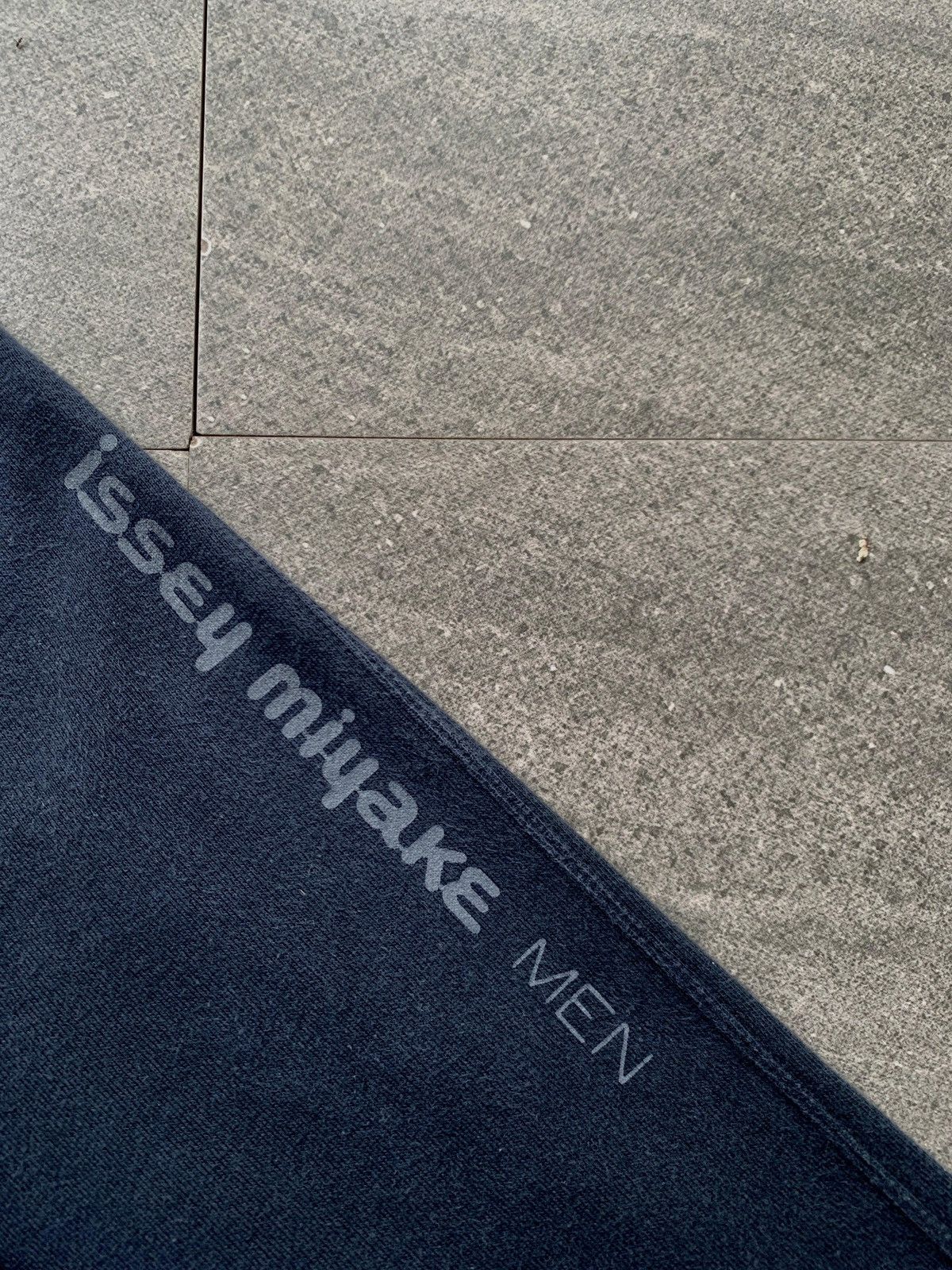 Issey Miyake FREE TAX! Mainline Logo Printed Sweater Size US M / EU 48-50 / 2 - 4 Thumbnail