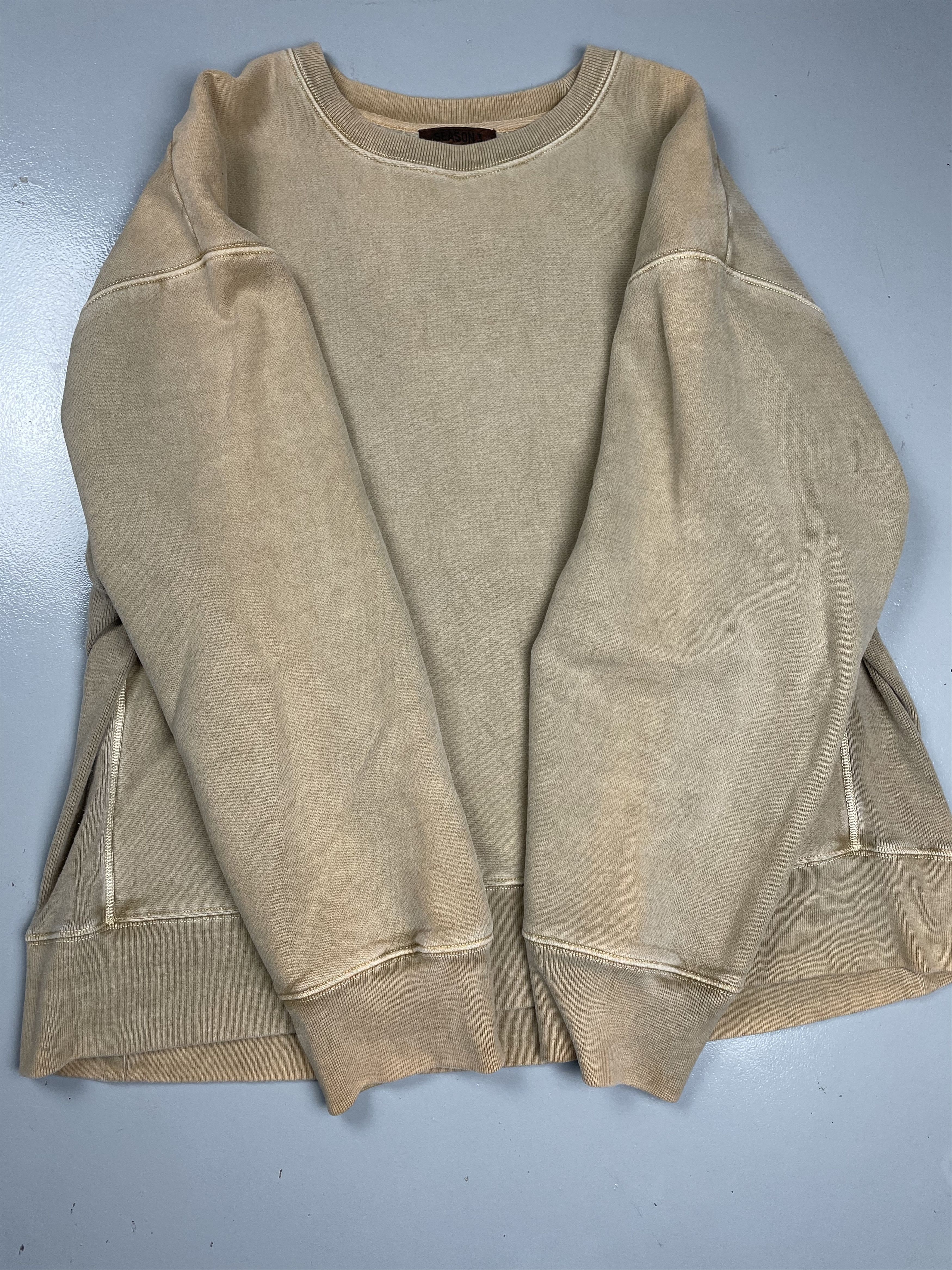 Yeezy YEEZY Season 3 Earth crewneck size M Size US M / EU 48-50 / 2 - 5 Thumbnail