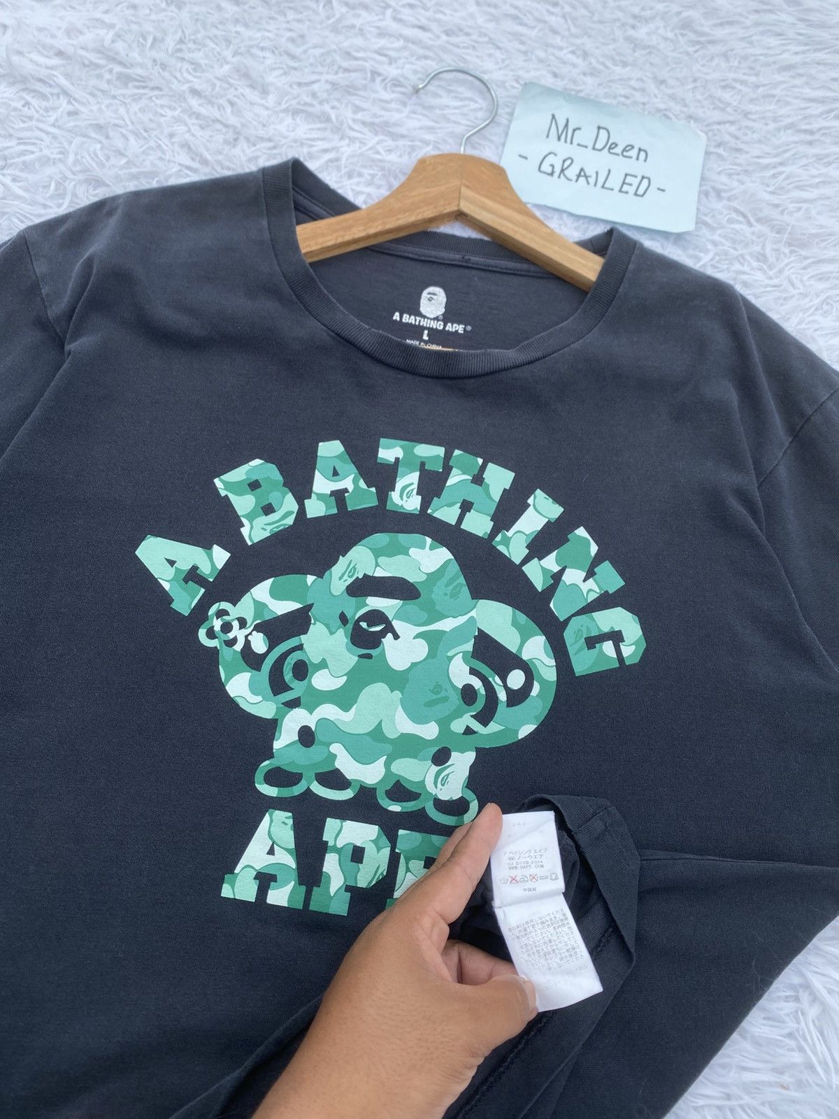 Bape Rare Vintage A Bathing Ape BAPE Camo College Logo Tshirt Size US L / EU 52-54 / 3 - 17 Thumbnail