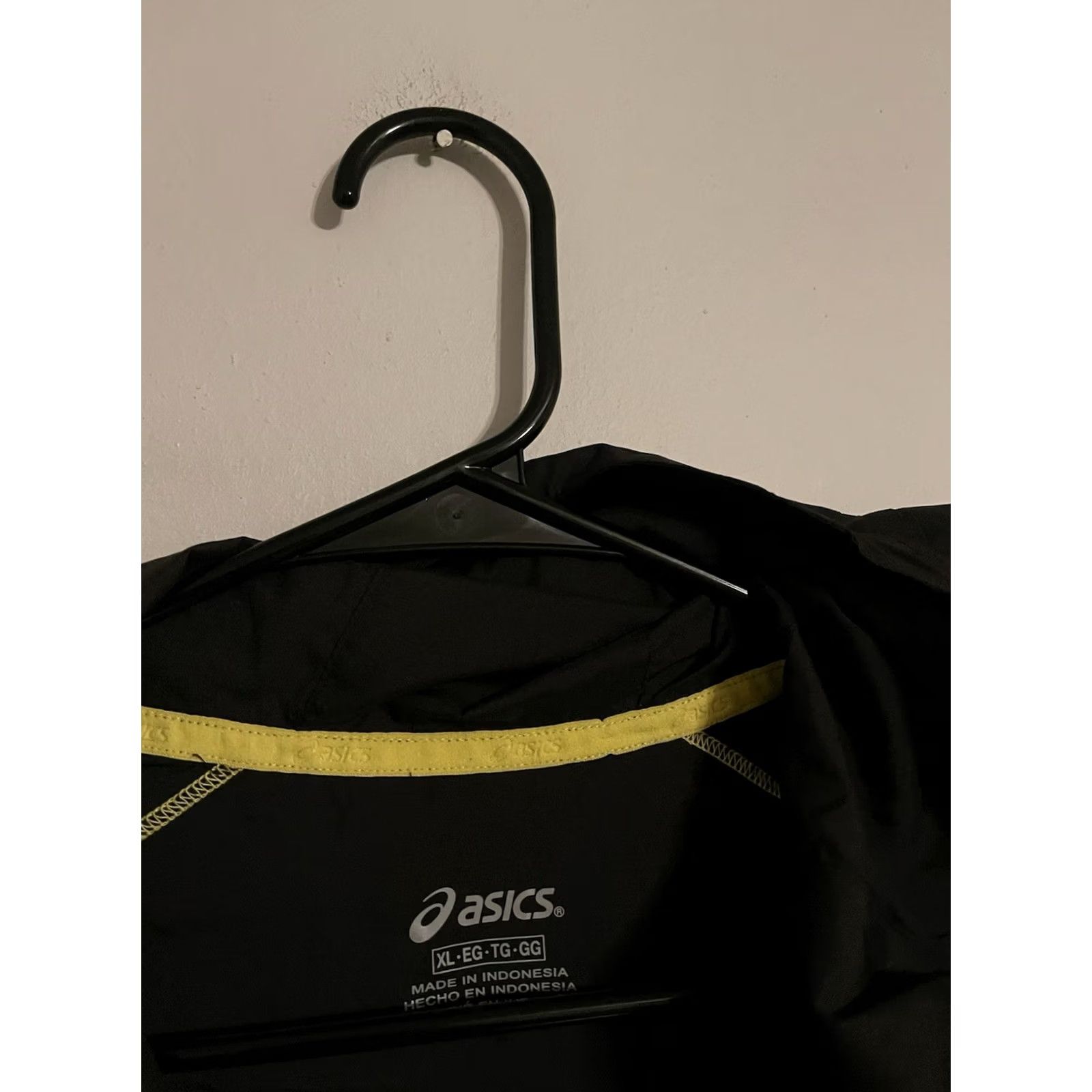 Asics ASICS Motion Fujitrail Black Yellow Full Zip Hood Windbreaker Jacket Women's XL Jacket Windbreaker Running Outdoor XS? Size XL / US 12-14 / IT 48-50 - 3 Thumbnail