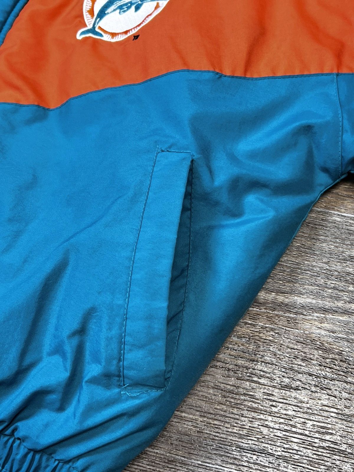 Logo 7 × NFL × Vintage Vintage 90’s 7 Logo Miami Dolphins NFL Tricolour Jacket Size US L / EU 52-54 / 3 - 14 Thumbnail