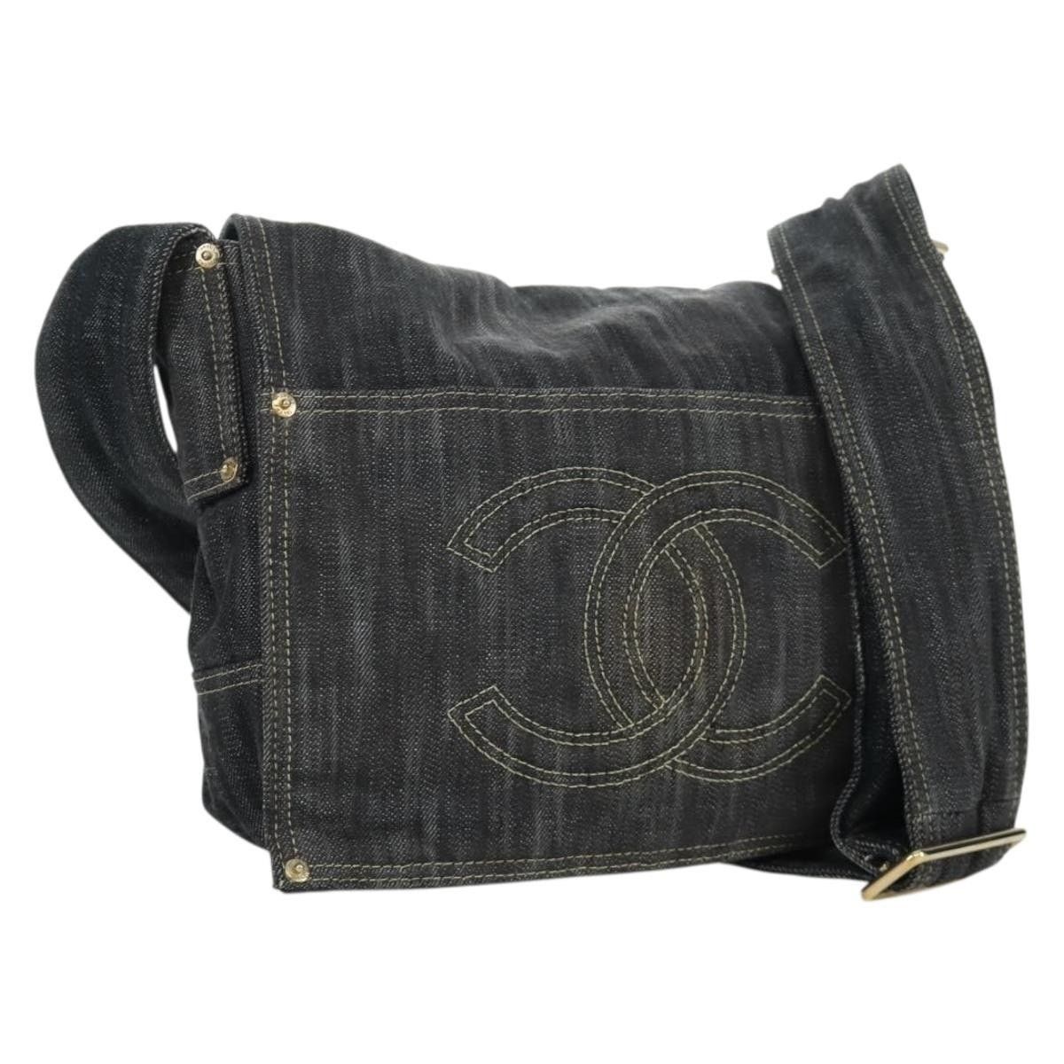 Chanel Chanel Coco Mark Shoulder Bag Size ONE SIZE - 1 Thumbnail