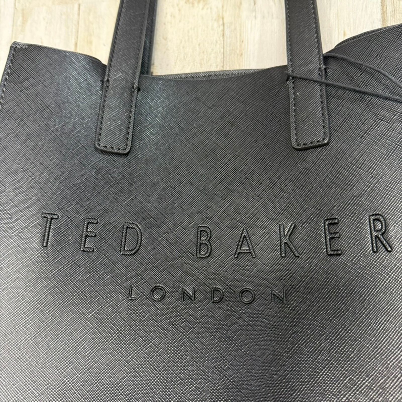 Ted Baker NWT Ted Baker London Women's Black Tote Bag "The Icon" Size ONE SIZE - 2 Thumbnail