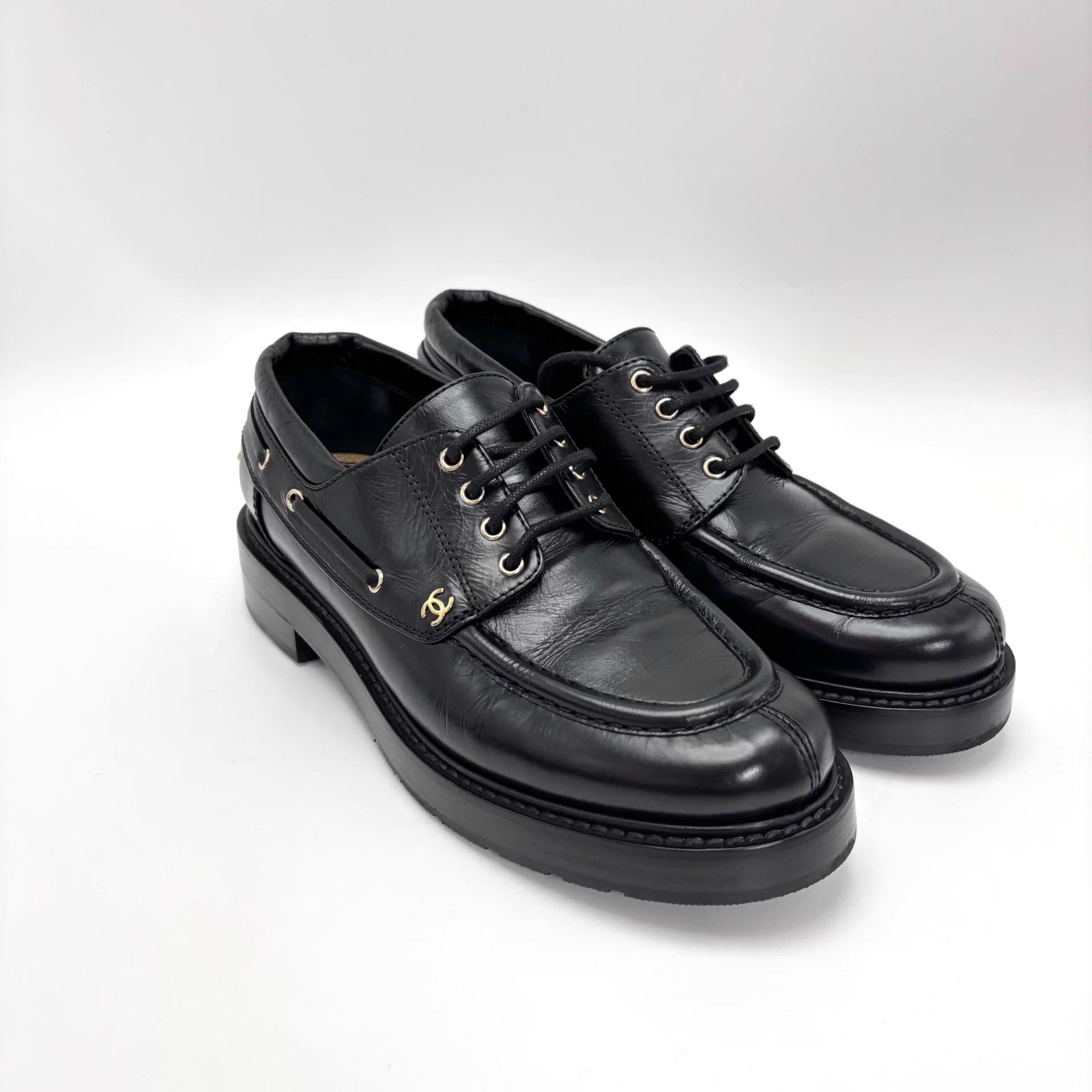 Chanel CHANEL 26C Black Double C Loafer 37 EU Size US 6 / IT 36 - 5 Thumbnail