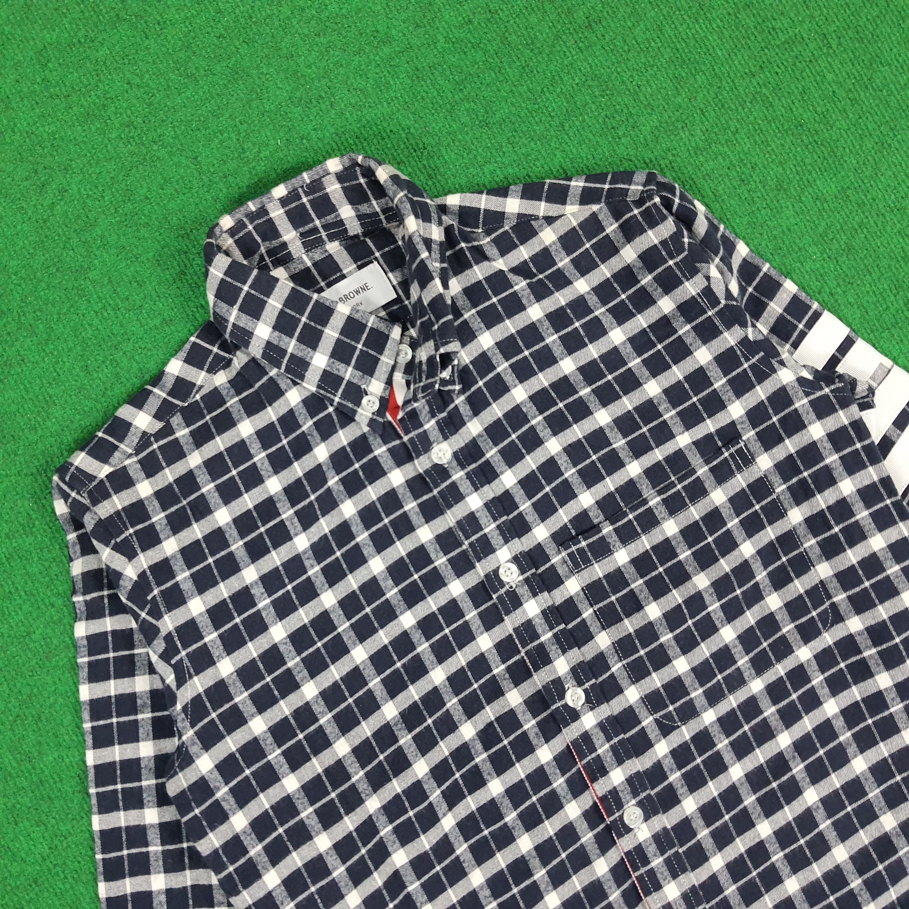 Japanese Brand Vintage Thom Browne New York Button Up Long Sleeve Shirt Size US S / EU 44-46 / 1 - 2 Thumbnail