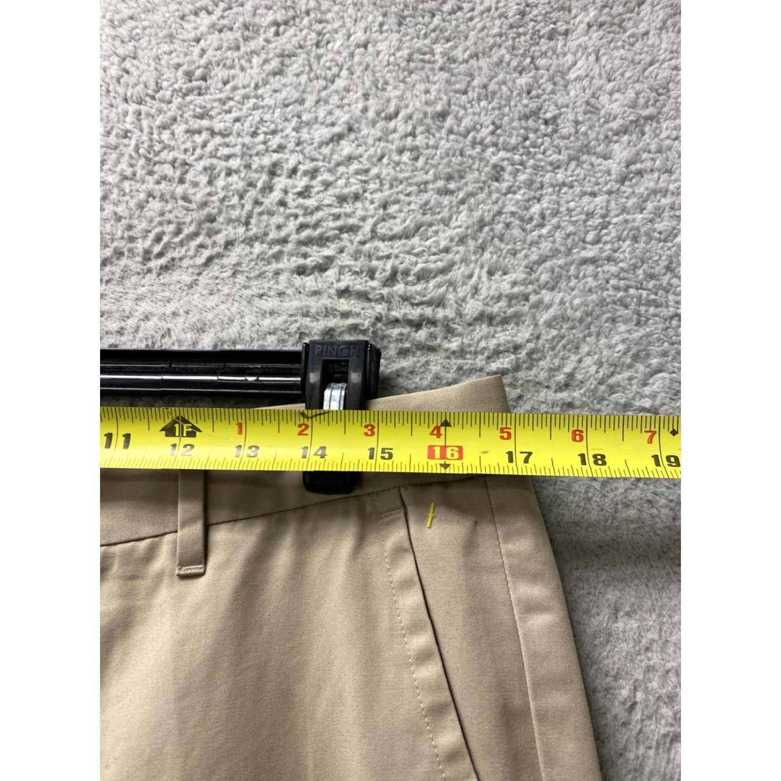 Bonobos Bonobos Chino Pants Mens 33x32 Khaki Straight Regular Cotton Zip Button Closure Pockets Everyday/Business Casual Travel 90s? No, but avoid. Size US 33 - 3 Thumbnail