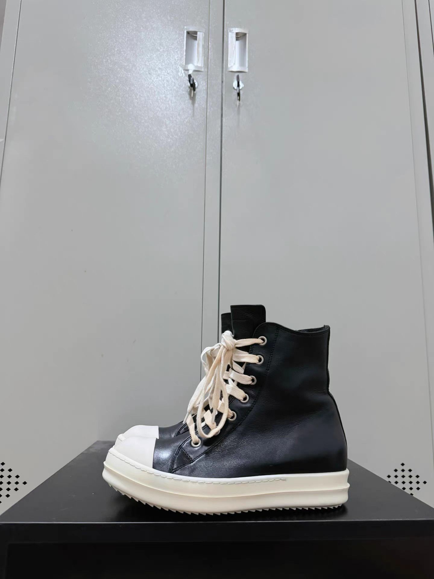 Rick Owens Rick Owens leather Converse high-top sneakers Size US 5 / IT 35 - 7 Thumbnail