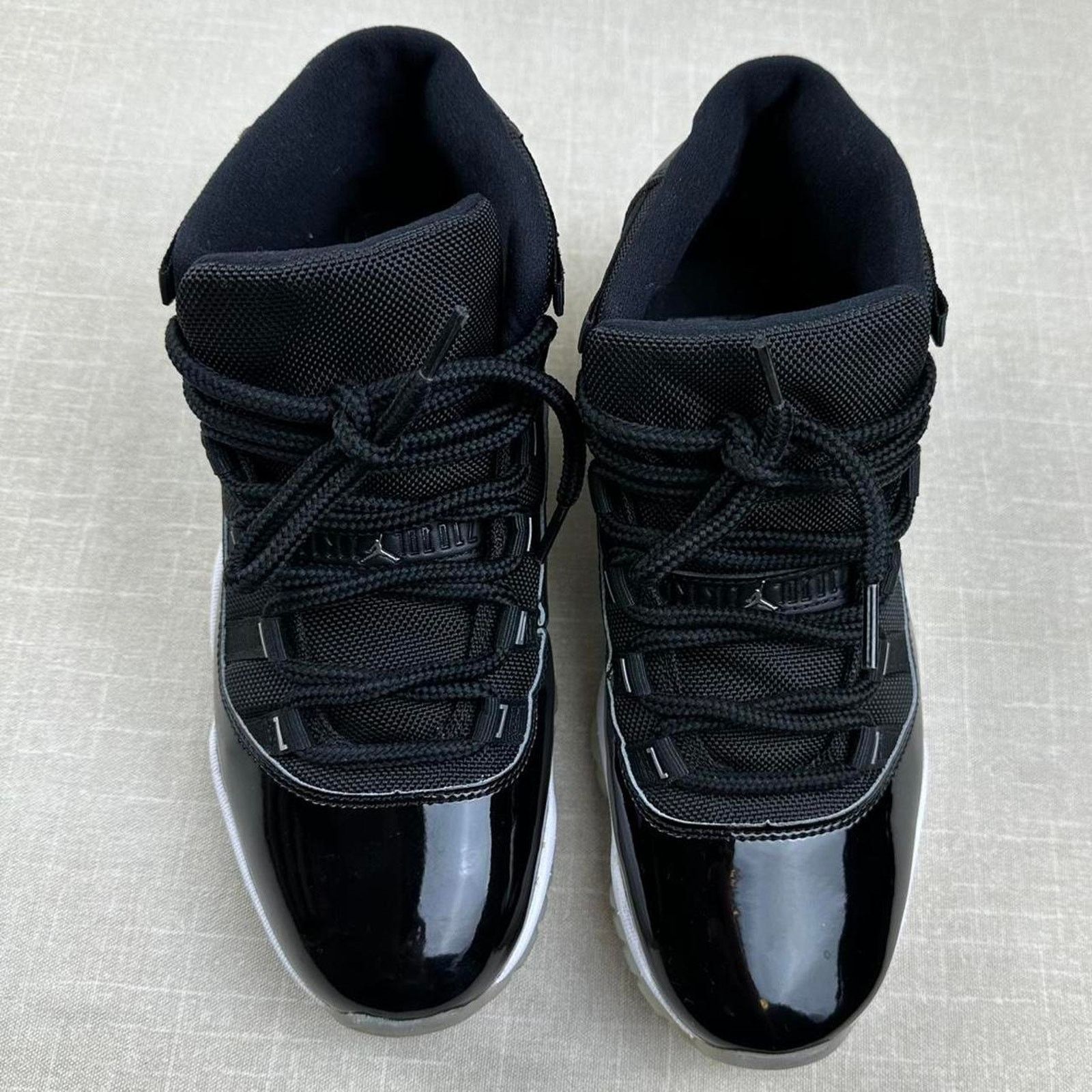 Jordan Brand 2020 Jordan 11 "Jubilee" Women 9.5 Size US 9.5 / IT 39.5 - 3 Thumbnail