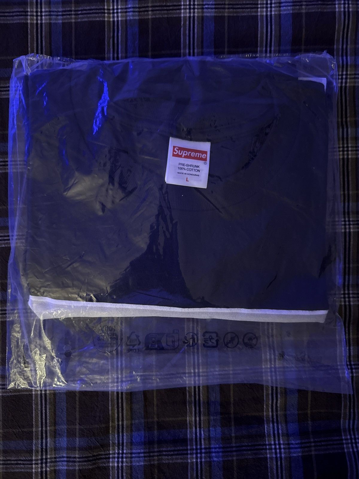 Supreme SUPREME x PLAYBOI CARTI TEE FW25 Size US L / EU 52-54 / 3 - 2 Thumbnail