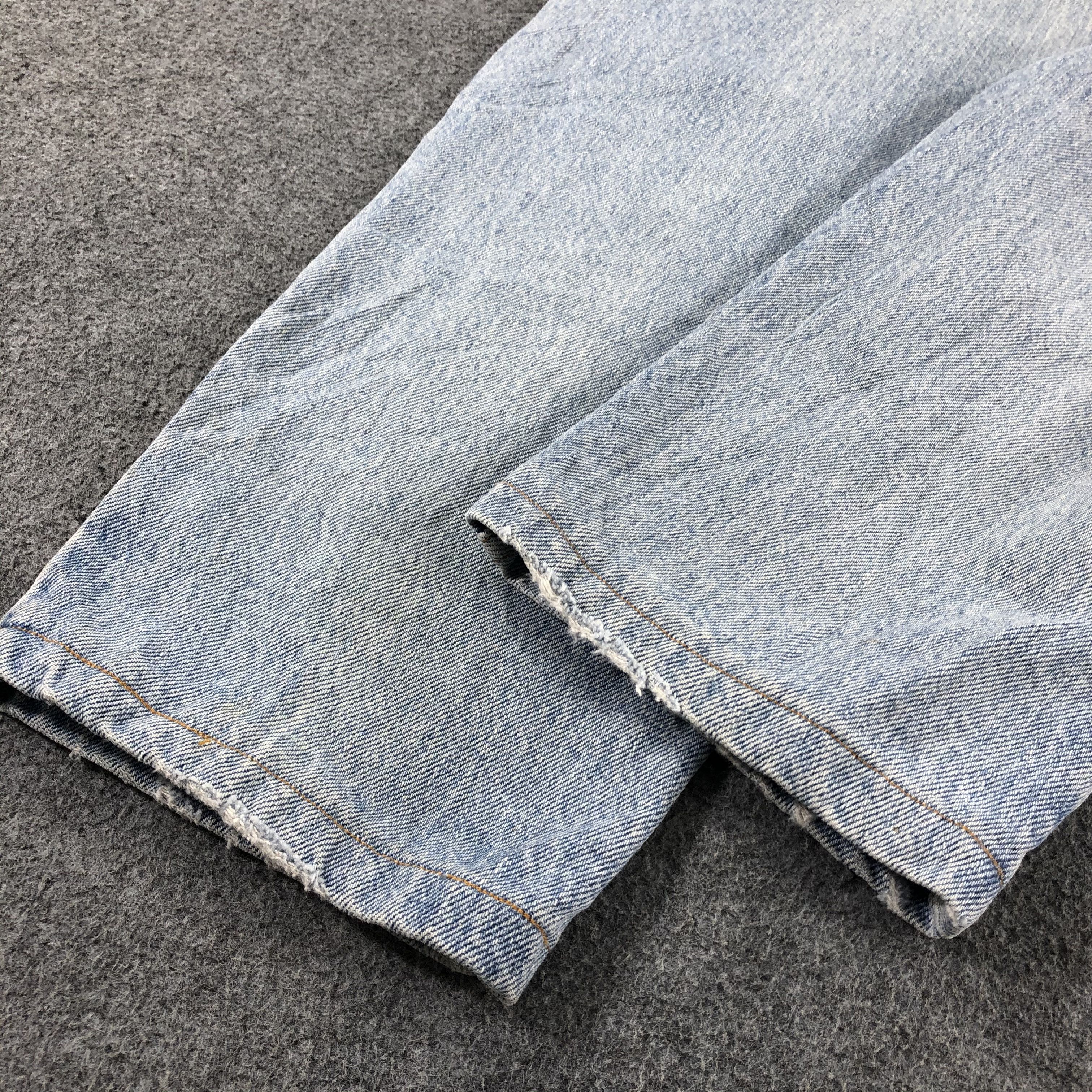 Levi's 90s Vintage Light Wash Levis 521 Jeans-J2672 Size US 30 / EU 46 - 5 Thumbnail