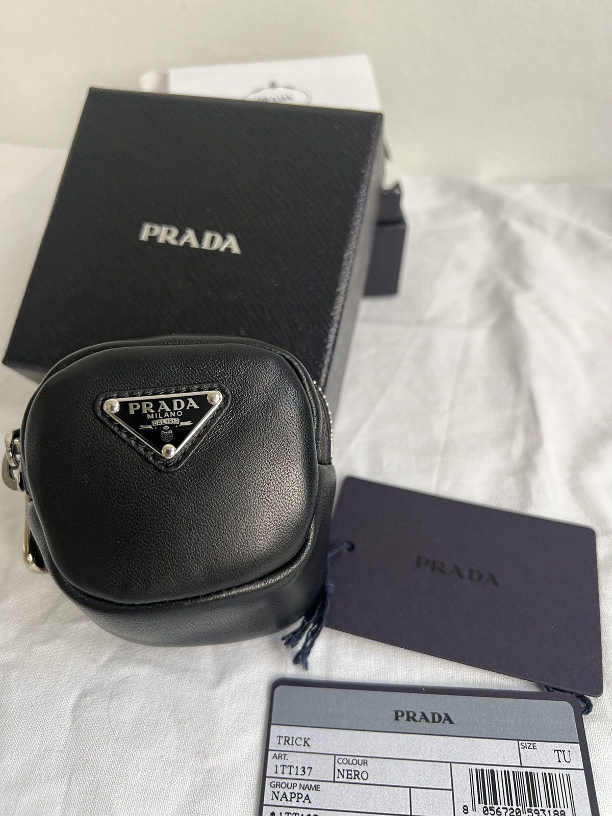 Prada Prada triangle logo lamb leather pouch bracelet Size ONE SIZE - 7 Thumbnail