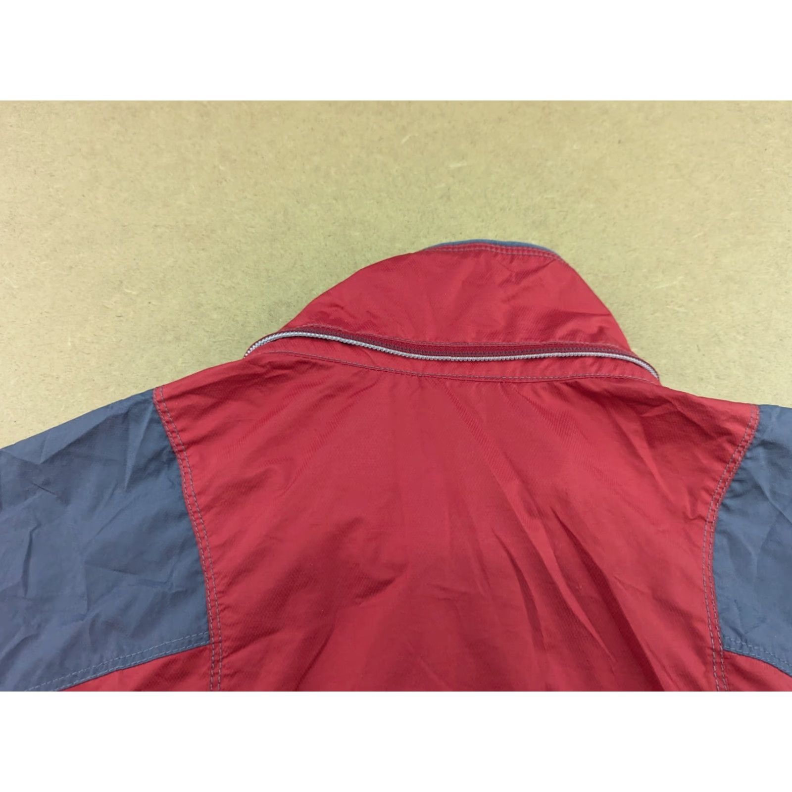 Nike ACG Nike ACG Vintage Jacket Mens M Climafit Windbreaker Red Gray Jacket Size US M / EU 48-50 / 2 - 4 Thumbnail