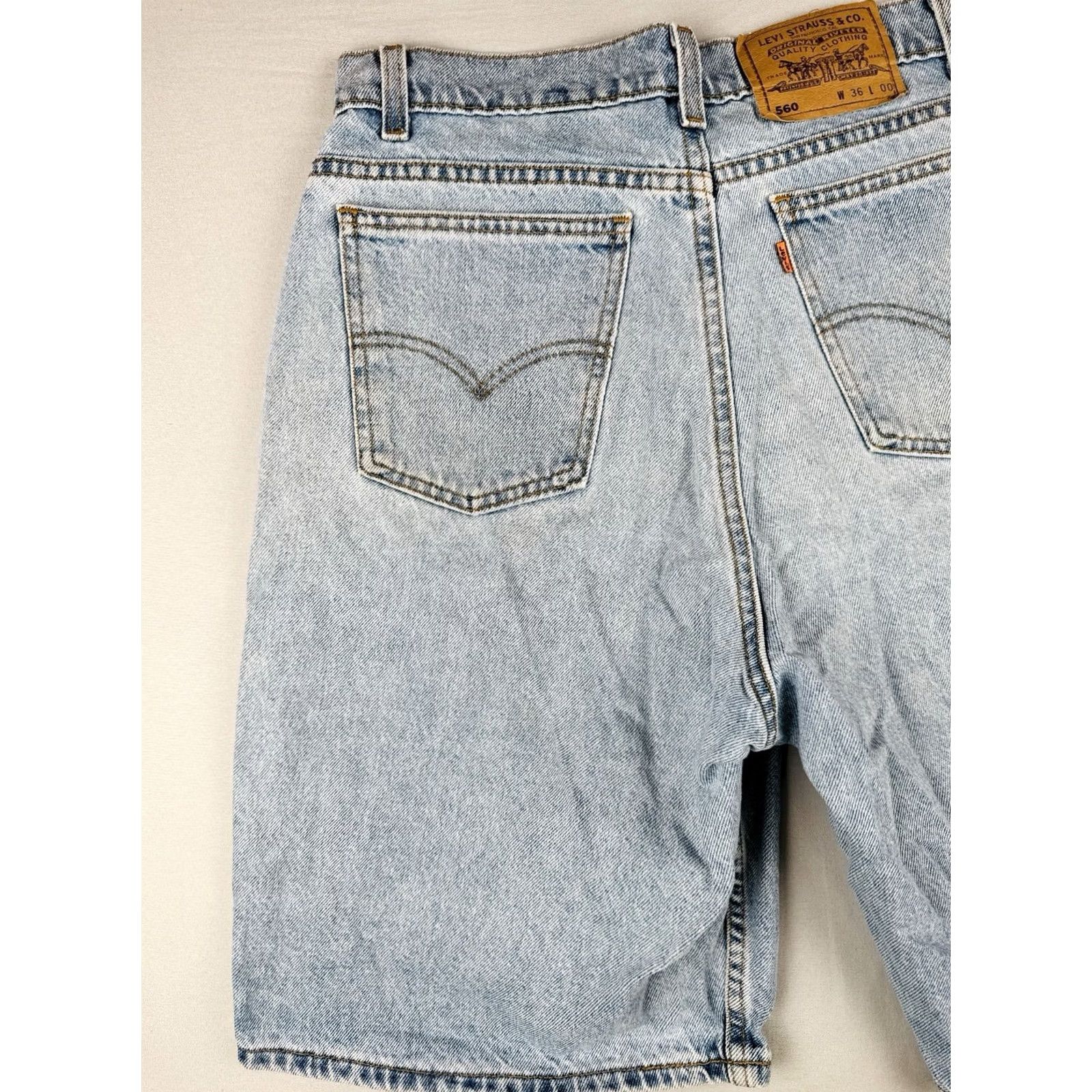 Levi's VINTAGE Levi’s 560 Orange Tab USA Denim Shorts Light Wash 34 Brown? Size US 34 / EU 50 - 2 Thumbnail