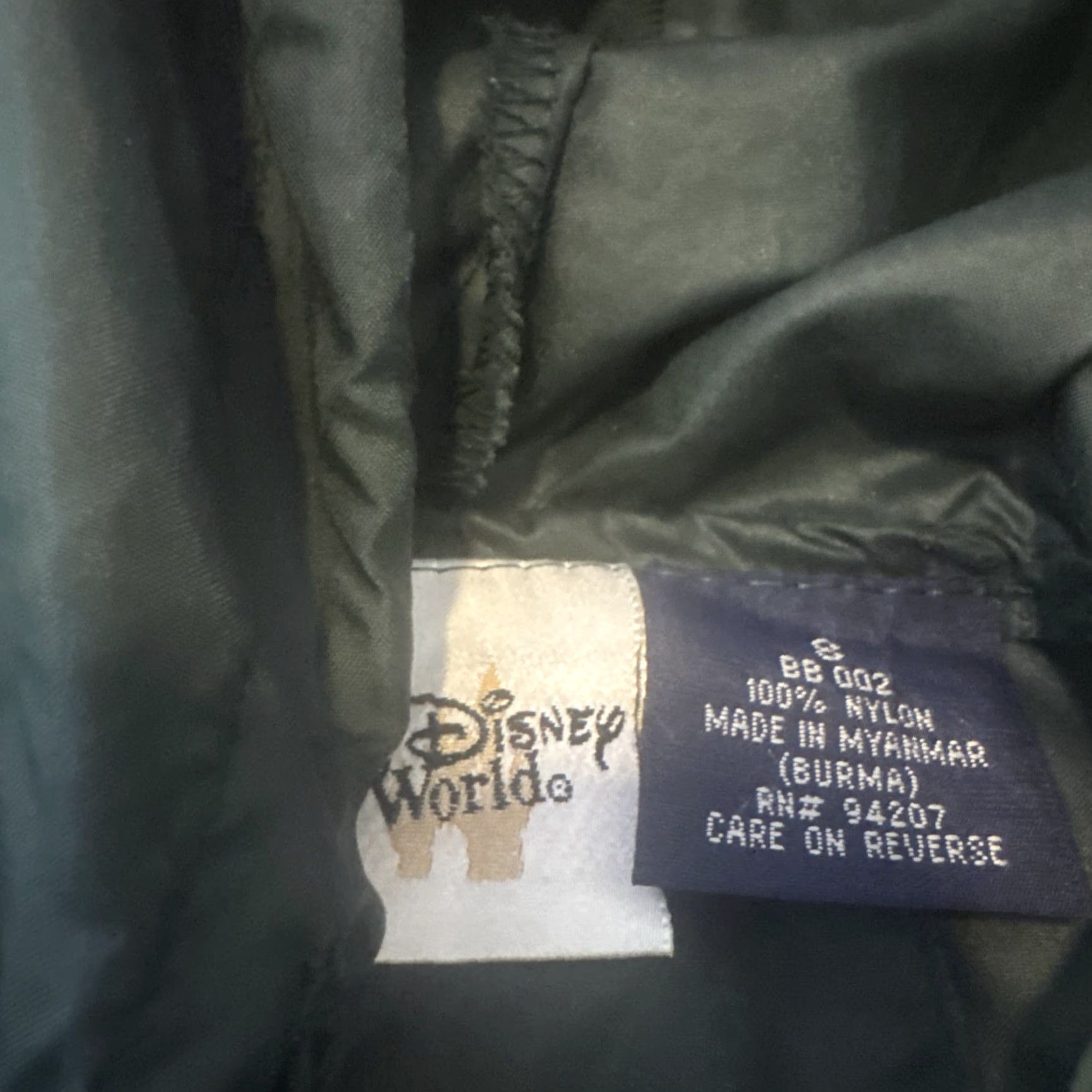Disney VINTAGE Disney Wilderness Lodge Green Windbreaker Anorak Pullover Adult Small Size US S / EU 44-46 / 1 - 3 Thumbnail