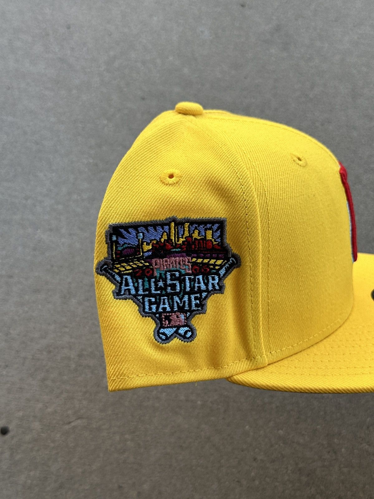 MLB × MyFitteds × New Era Pittsburgh Pirates Playstation Fitted Hat 7 1/4 Myfitteds Size ONE SIZE - 2 Thumbnail