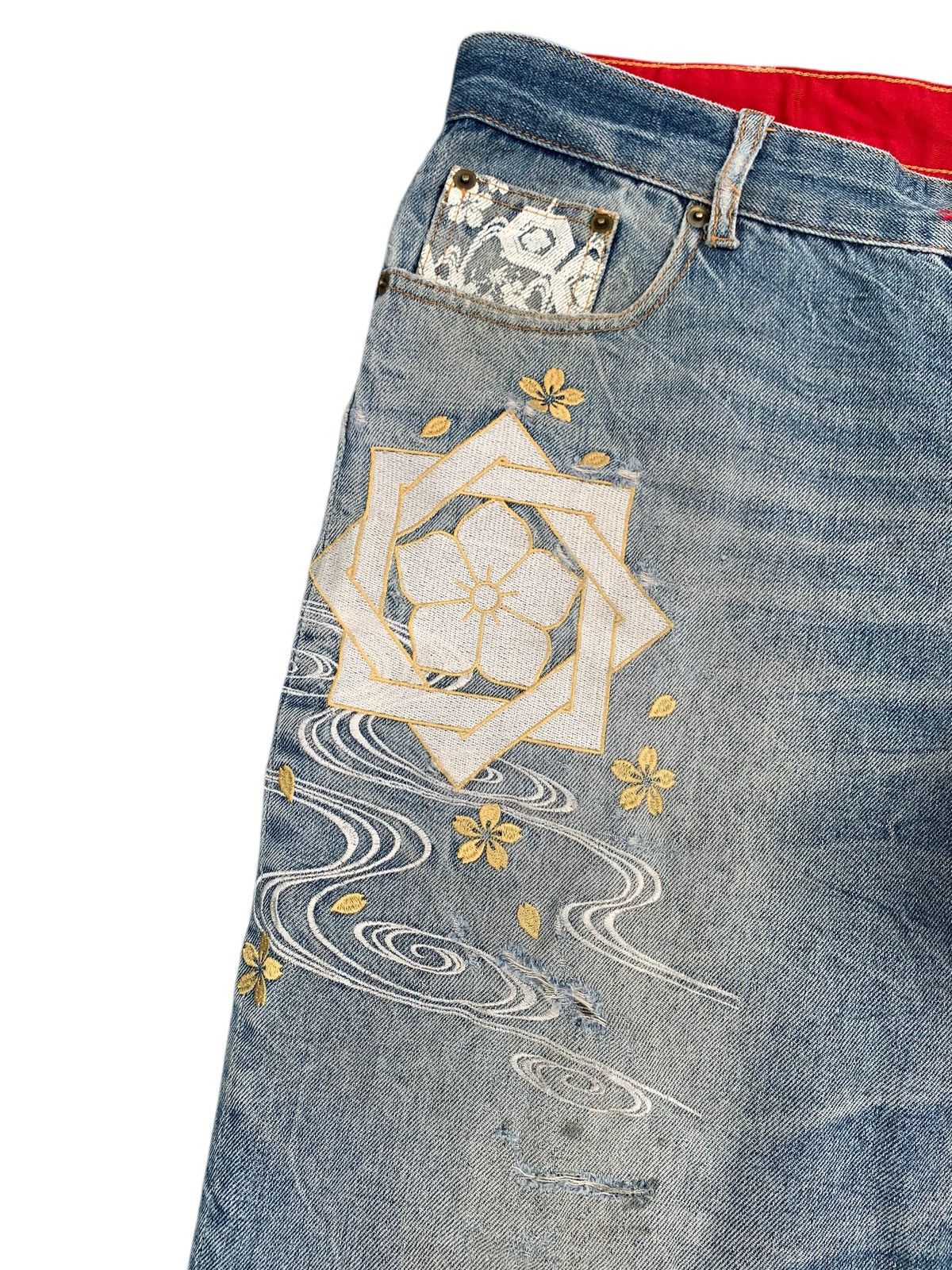 Kapital FUGUTAITEN GEISHA EMBROIDERY LIKE KARAKURI JORTS STYLE DENIM Size US 38 / EU 54 - 6 Thumbnail