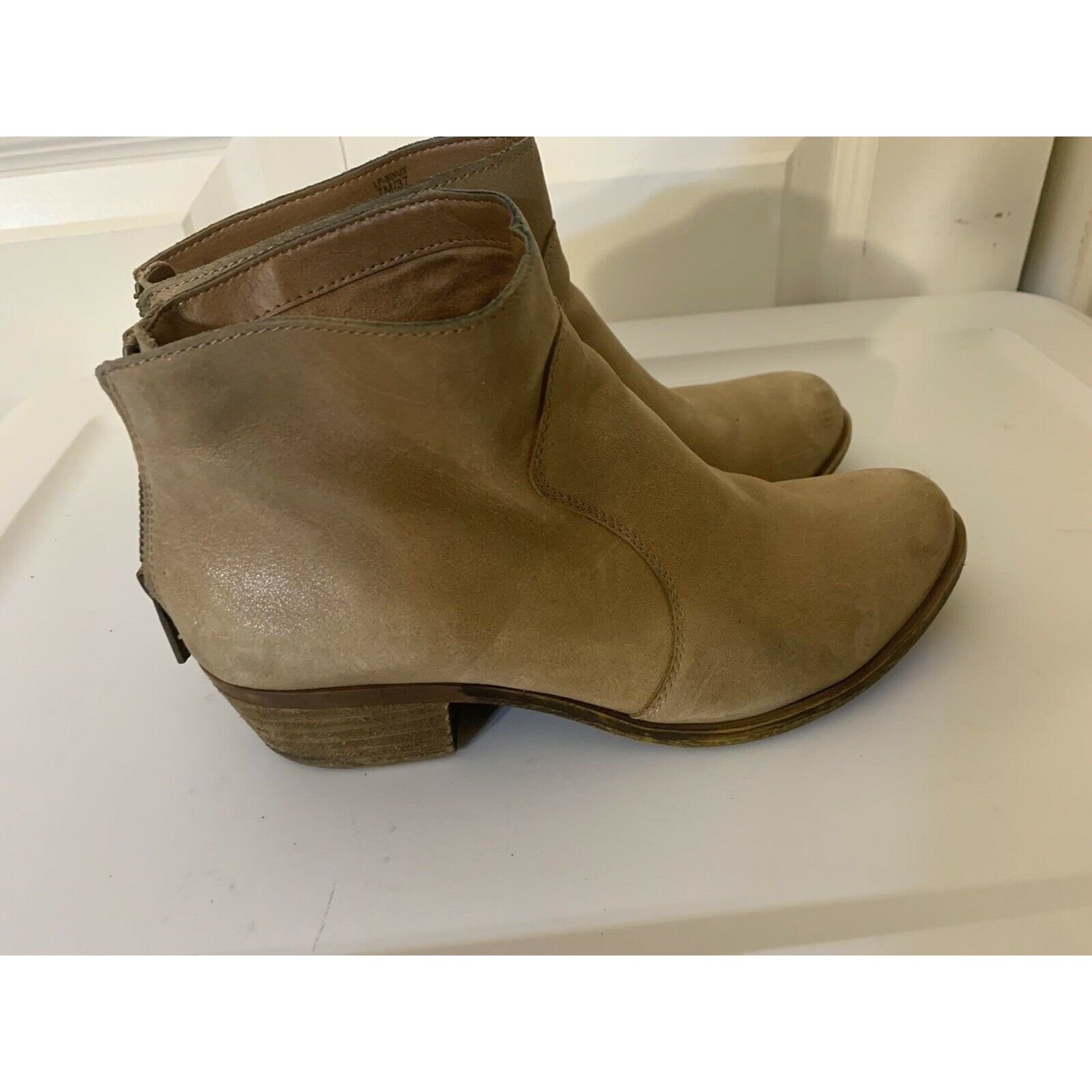 Lucky Brand Lucky Brand LP Binus Almond Toe Leather Booties Sz 7M Size US 7 / IT 37 - 4 Thumbnail