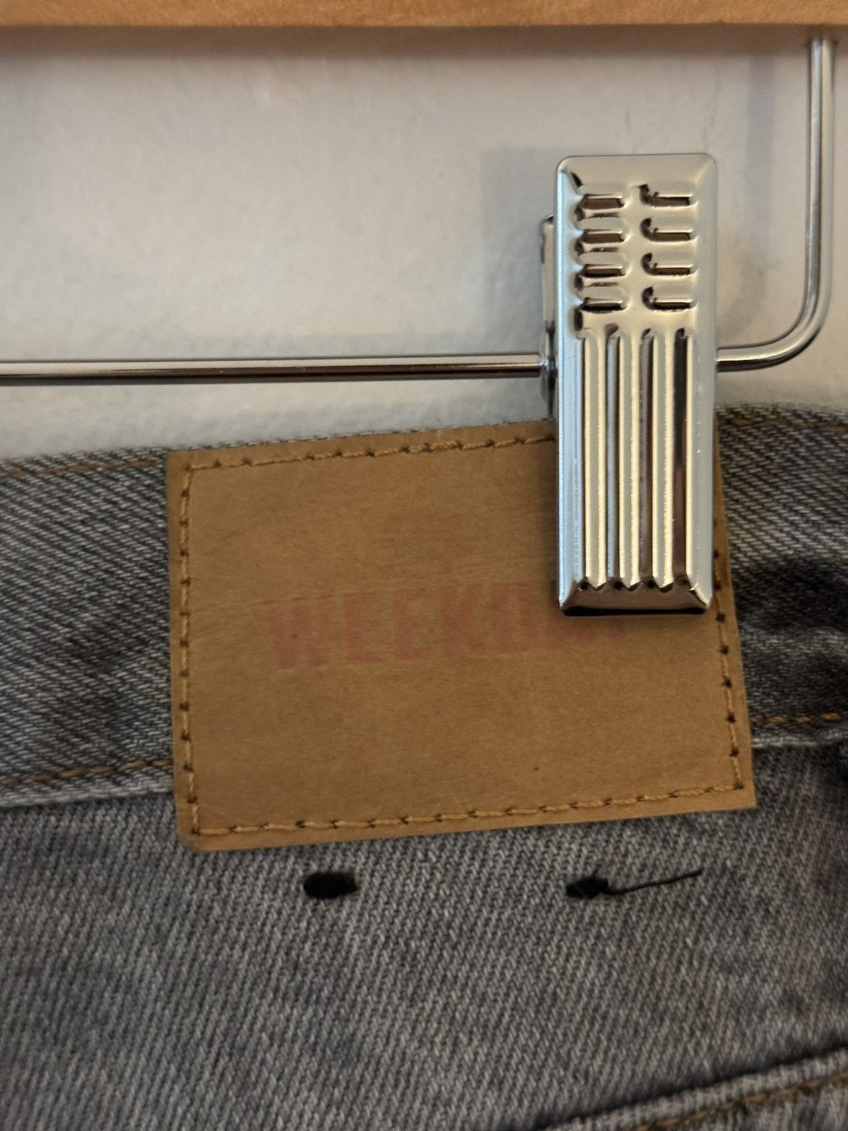 Weekday Grey straight-leg jeans Size US 30 / EU 46 - 2 Thumbnail