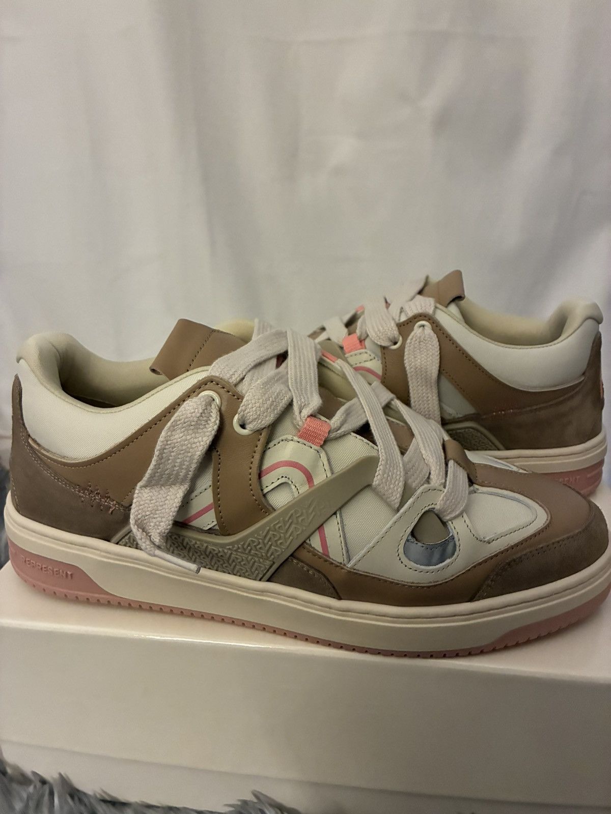 Represent Clo. REPRESENT Bully Sneaker Pink & Sesame Size US 11 / EU 44 - 2 Thumbnail