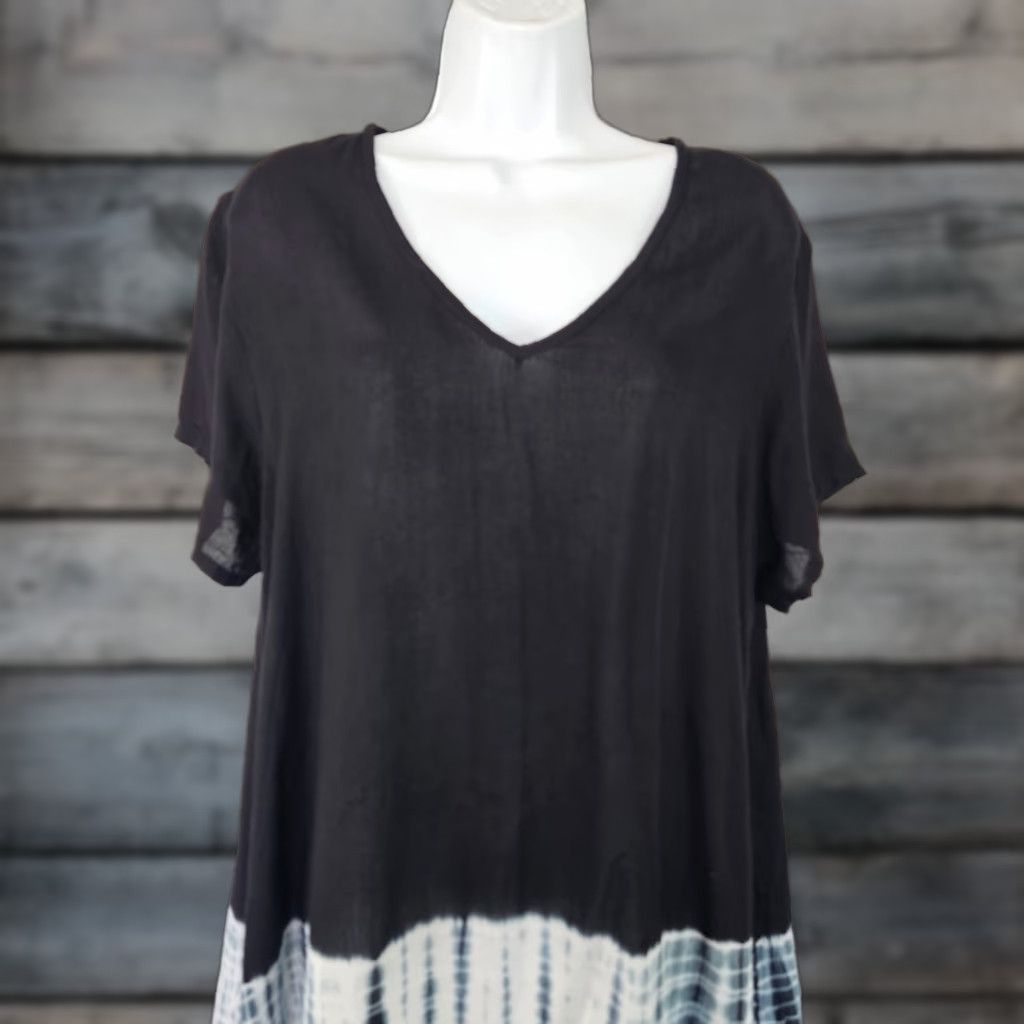 Soft Surroundings Soft Surroundings Women's Top XL Black White Tie Dyed Dip Hem Rayon Blouse Tunic Short Sleeve Casual Size XL / US 12-14 / IT 48-50 - 1 Thumbnail