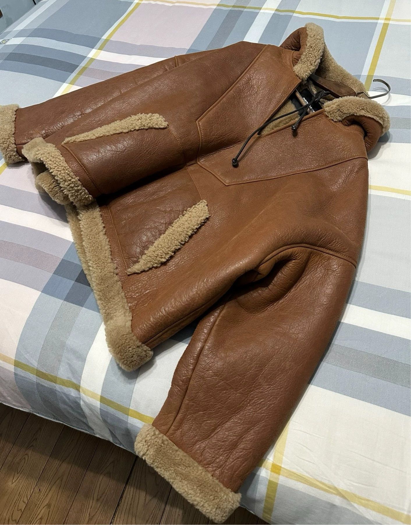 Dsquared2 DSQUARED2 Shearling Thick Casual Cute Coat 9/10 Size M / US 6-8 / IT 42-44 - 1 Thumbnail
