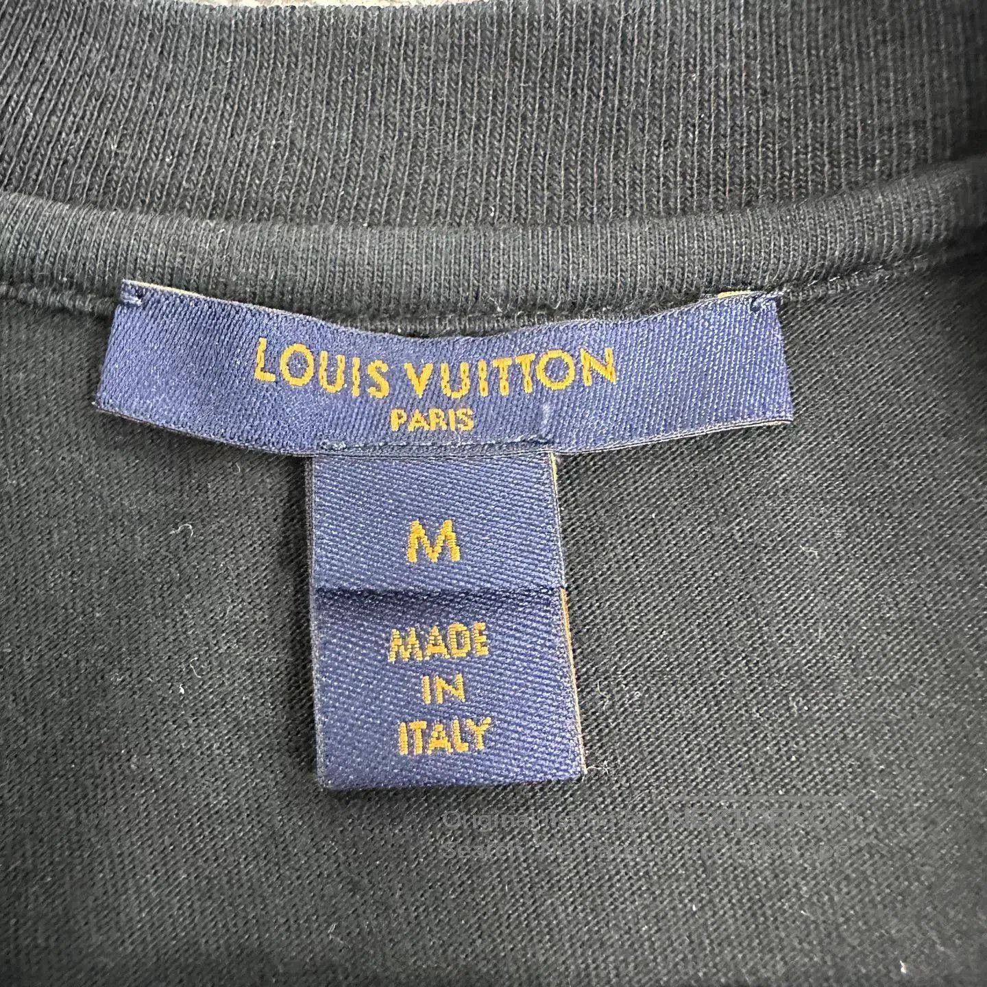 Louis Vuitton Louis Vuitton Black Letter Print Chain Tee. Size US M / EU 48-50 / 2 - 3 Thumbnail