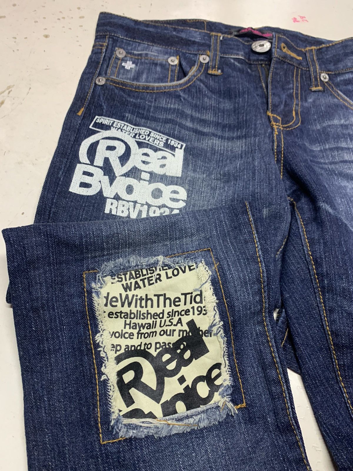 Other Real bvoice denim distressed and patchwork Size US 31 - 21 Thumbnail