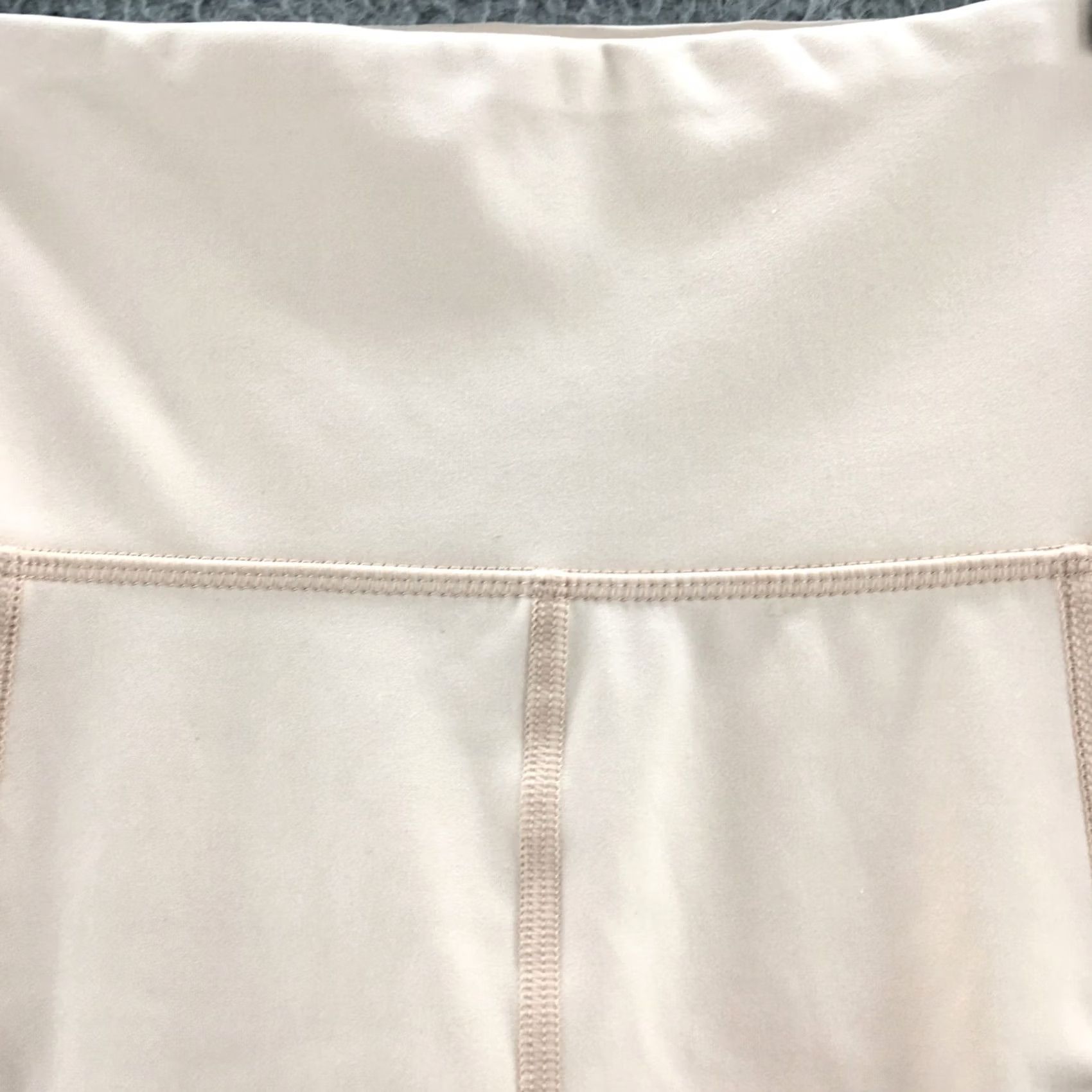 American Eagle Outfitters American Eagle Pocket Legging Women XS Regular Pink Elastic Waist Activewear Cropped 26 Inseam 22x26 Length Pockets Stretch 8.5-10.5 Rise Womens Size 26" / US 2 / IT 38 - 3 Thumbnail