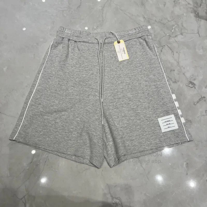 Thom Browne Thom Browne Men's Gray Cotton Stripe Shorts . Size US 34 / EU 50 - 1 Thumbnail