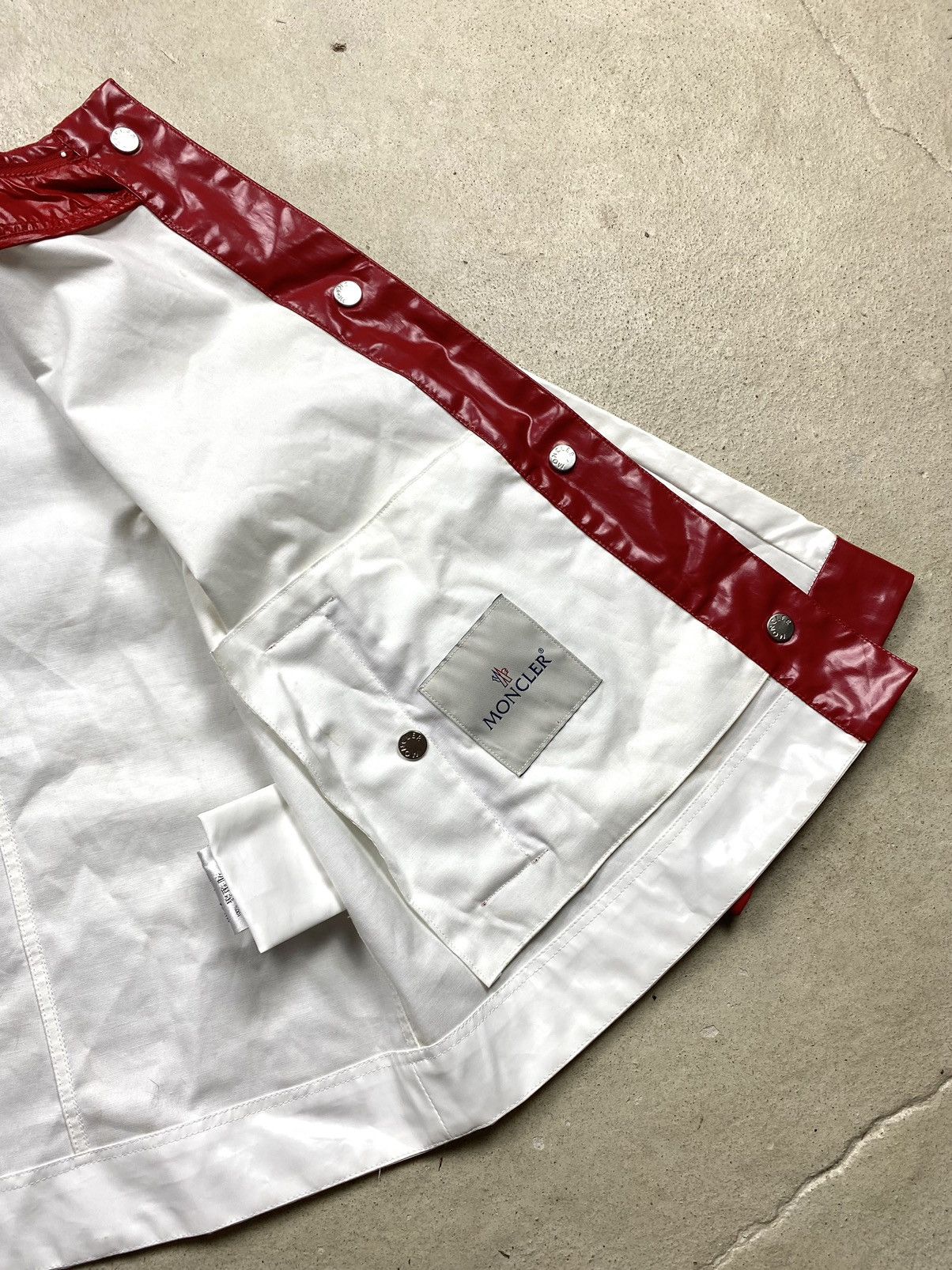 Other Very Rare! Vintage Moncler Rain Jacket Polyurethan Size S / US 4 / IT 40 - 11 Thumbnail