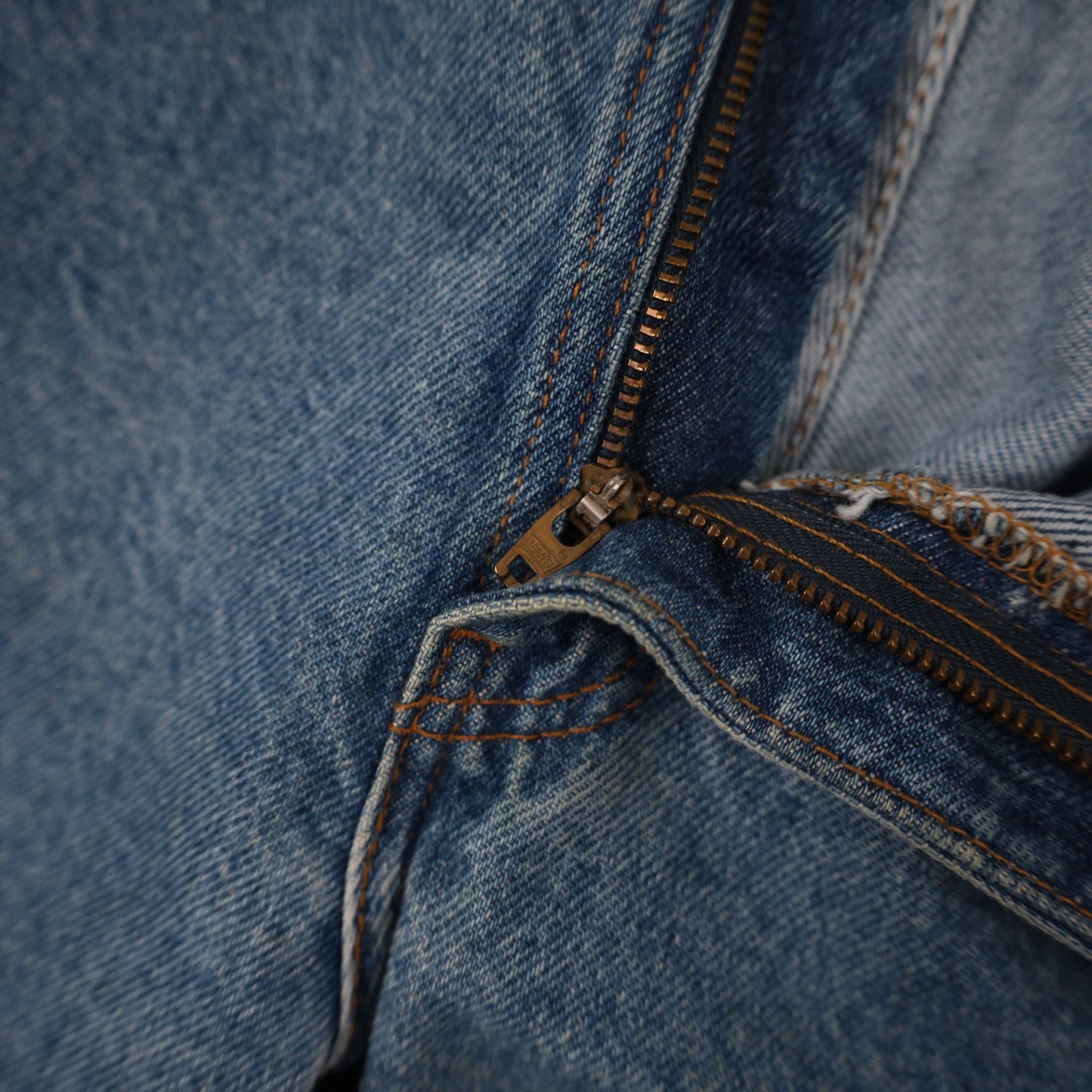 Levi's × Vintage Vintage Levi's 505 Straight Leg Orange Tab Denim Jeans Size US 40 / EU 56 - 11 Thumbnail