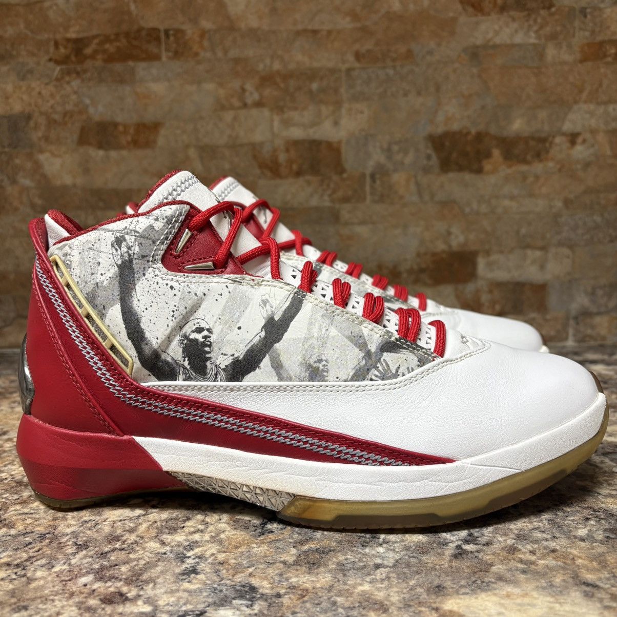 Jordan Brand Jordan 22 OG Omega 2007 Size 8 Size US 8 / EU 41 - 2 Thumbnail