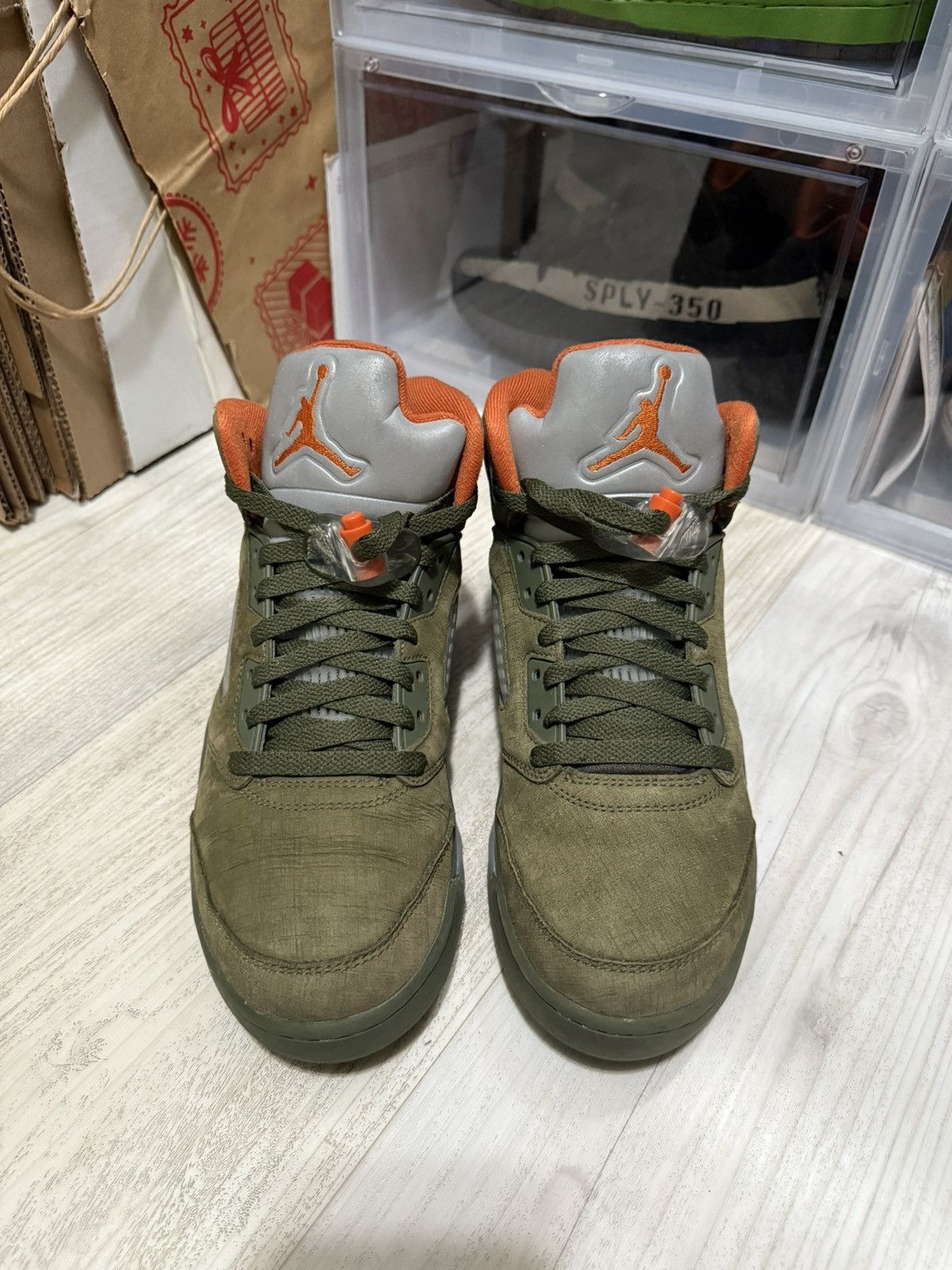Jordan Brand Air Jordan 5 Retro Olive Green Size US 9 / EU 42 - 4 Thumbnail