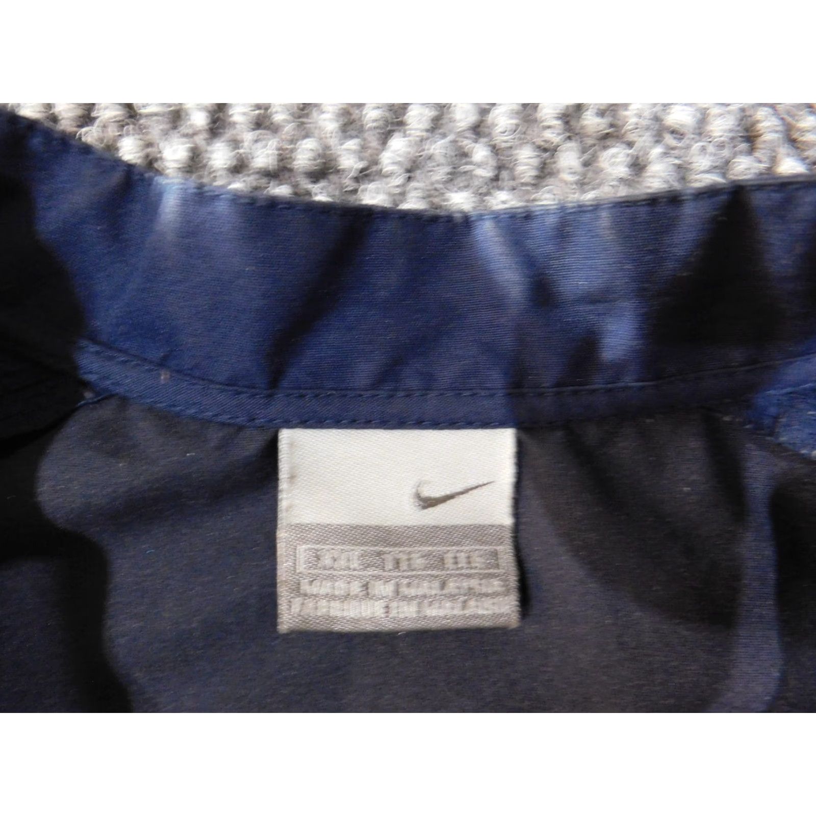 Nike VINTAGE Nike Sweatshirt Mens 2XL Blue Pullover Windbreaker Snap Logo Long Sleeve Mock Neck Knit Polyester Sweatshirt Size US XXL / EU 58 / 5 - 6 Thumbnail