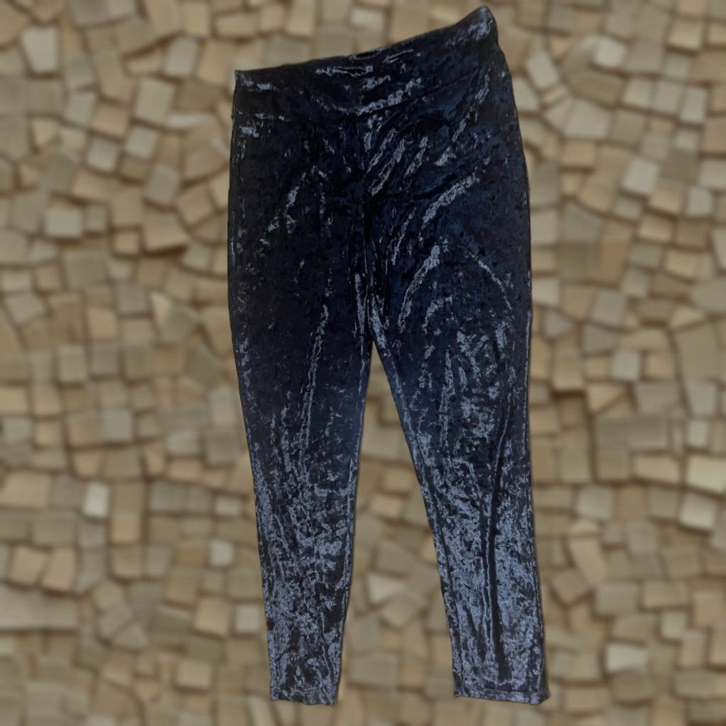 Vintage No Comment Pants Women's XL Black Leggings Velvet Casual Fall Spring Summer Velvet Leggings Ankle Inseam 26 in Black Womens Size 40" / US 18 - 1 Thumbnail