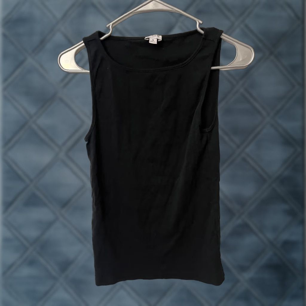 J.Crew J.CREW Tank Open-neck cami top Black Sz M 100% Cotton Slim Regular Women's Modern Basic Crew Neck Shirt Woman Tank Top Black Medium M Womens Size M / US 6-8 / IT 42-44 - 1 Thumbnail