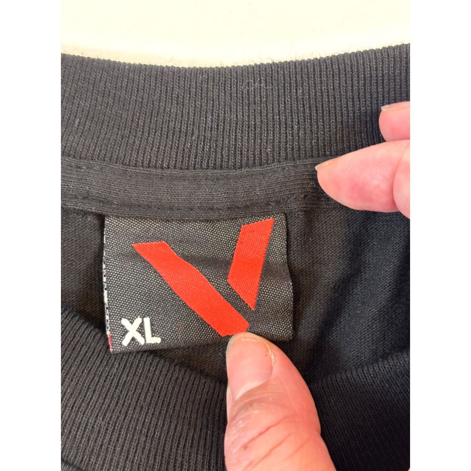 Vintage VINTAGE Venture T-Shirt XL Black 90s Skateboard Always On The Grind USA Mens Size US XL / EU 56 / 4 - 2 Thumbnail
