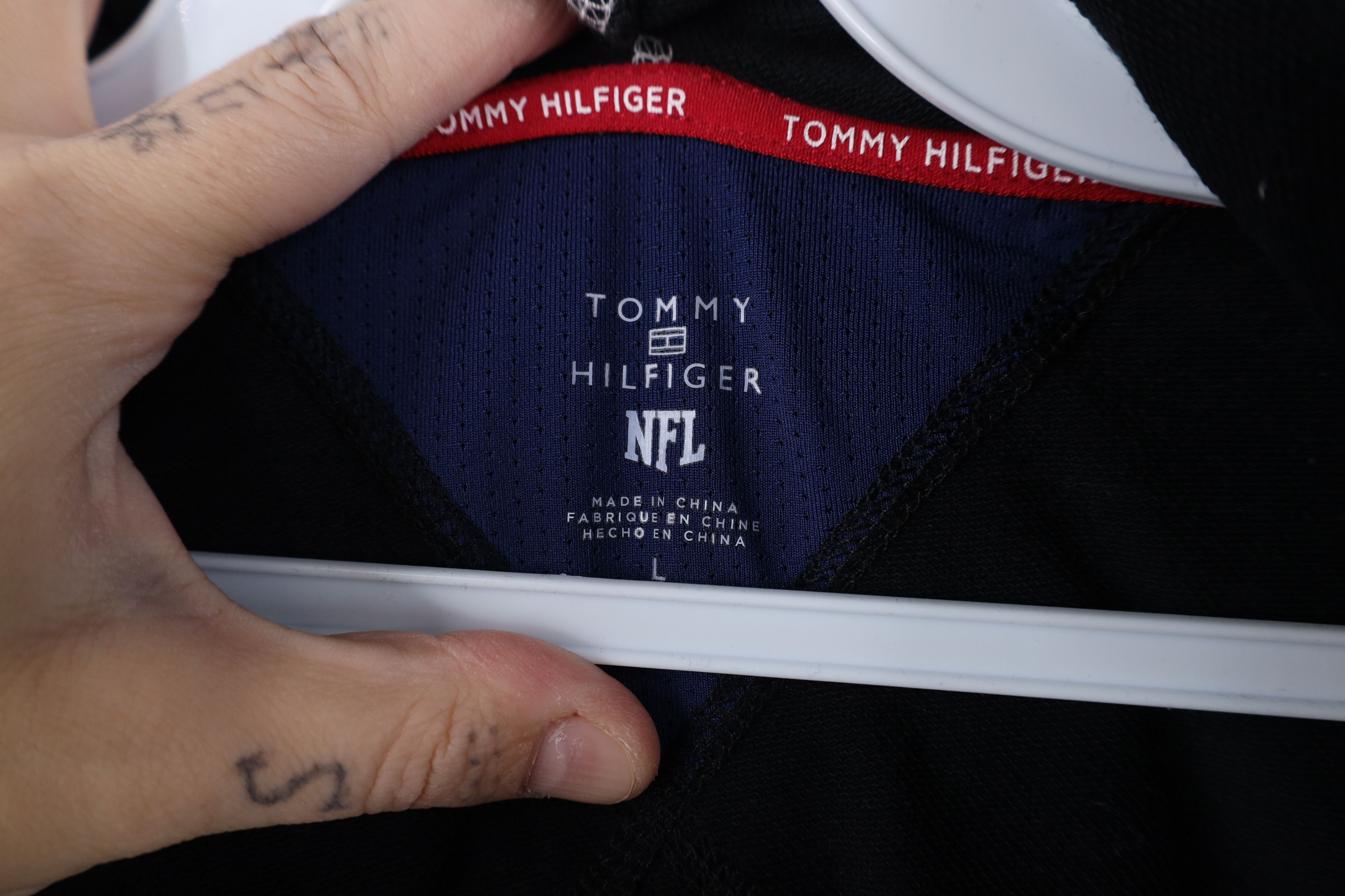 Tommy Hilfiger Tommy Hilfiger x NFL Cleveland Browns Football Zip Hoodie Size L / US 10 / IT 46 - 10 Thumbnail