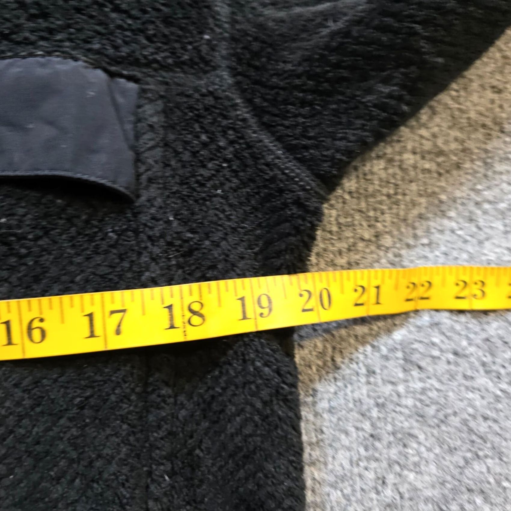 Patagonia Patagonia Sweater Womens Size Large Black Re-Tool Snap T Mustang Horse Casual Jacket Size L / US 10 / IT 46 - 7 Thumbnail
