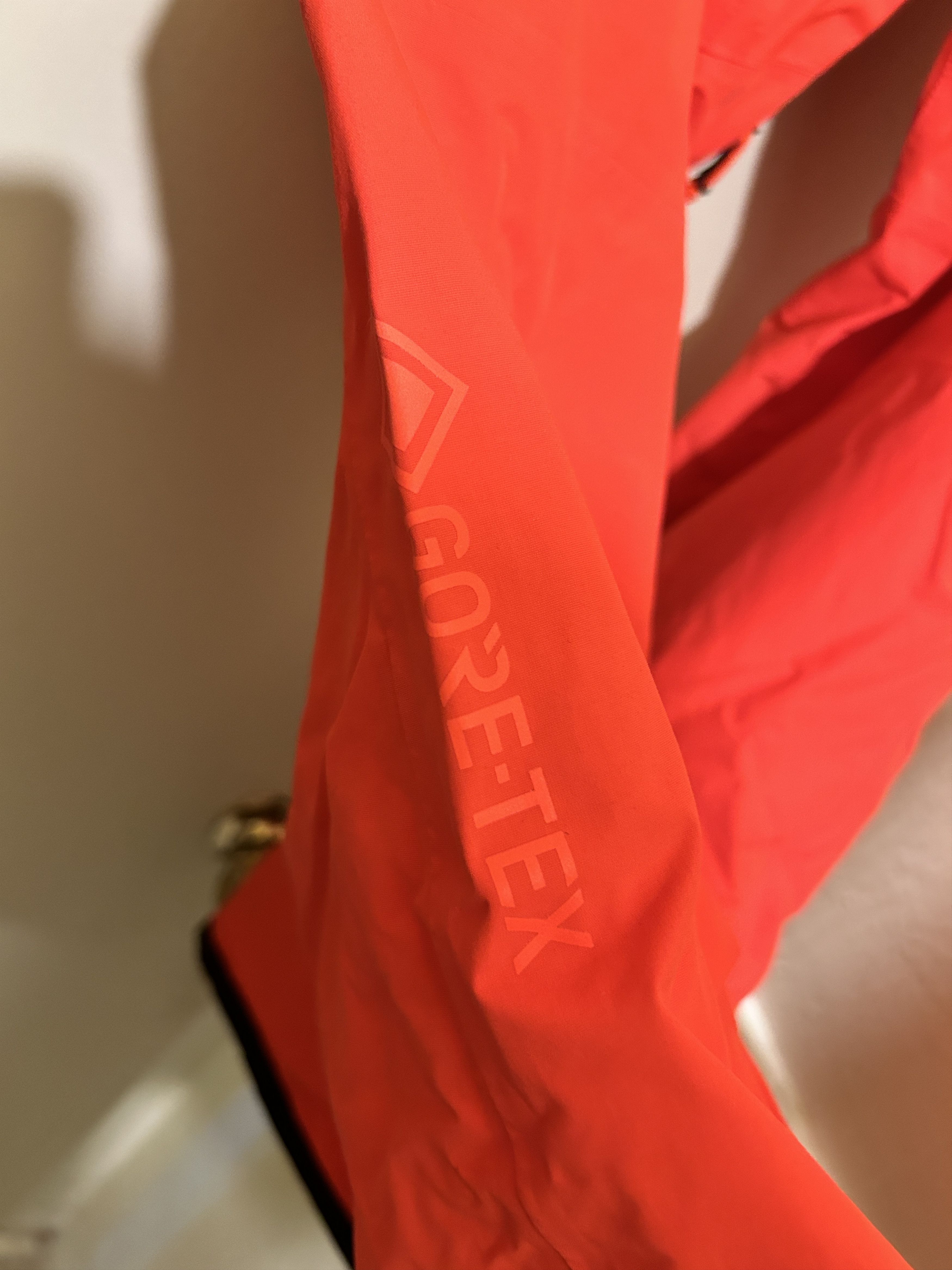 Burton [ak] Cyclic GORE‑TEX Snowboarding Trousers red Size US 30 / EU 46 - 7 Thumbnail