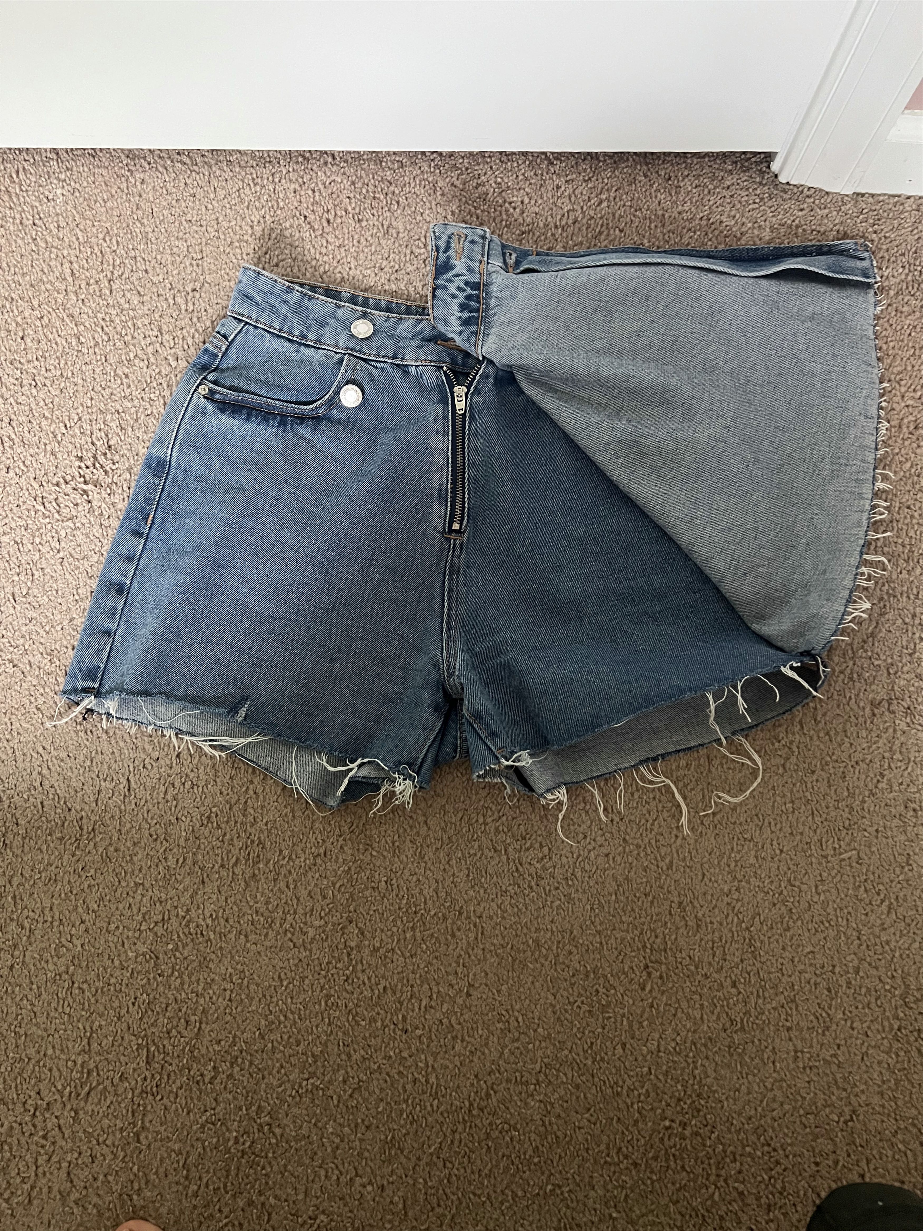 Zara High Waisted Denim Skort Size 30" / US 8 / IT 44 - 3 Thumbnail