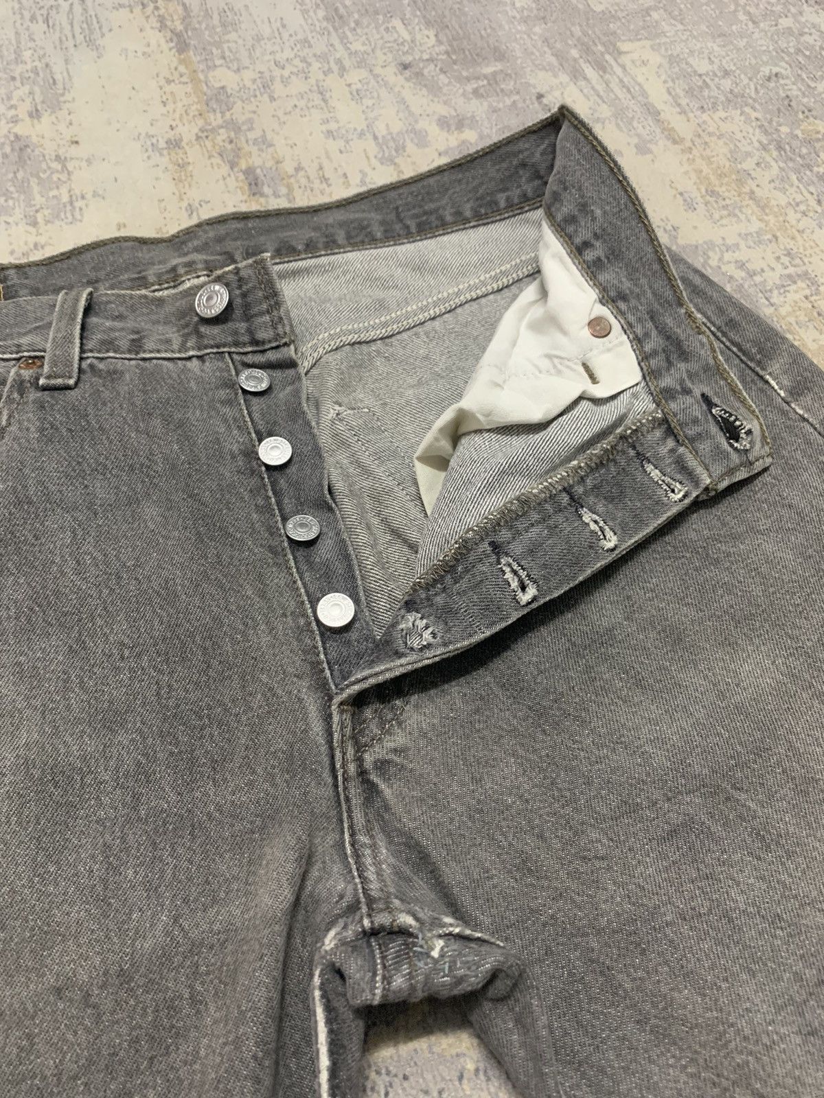 Levi's Vintage Levis 501 Distressed Denim Jeans USA W31x33 Size US 31 - 10 Thumbnail