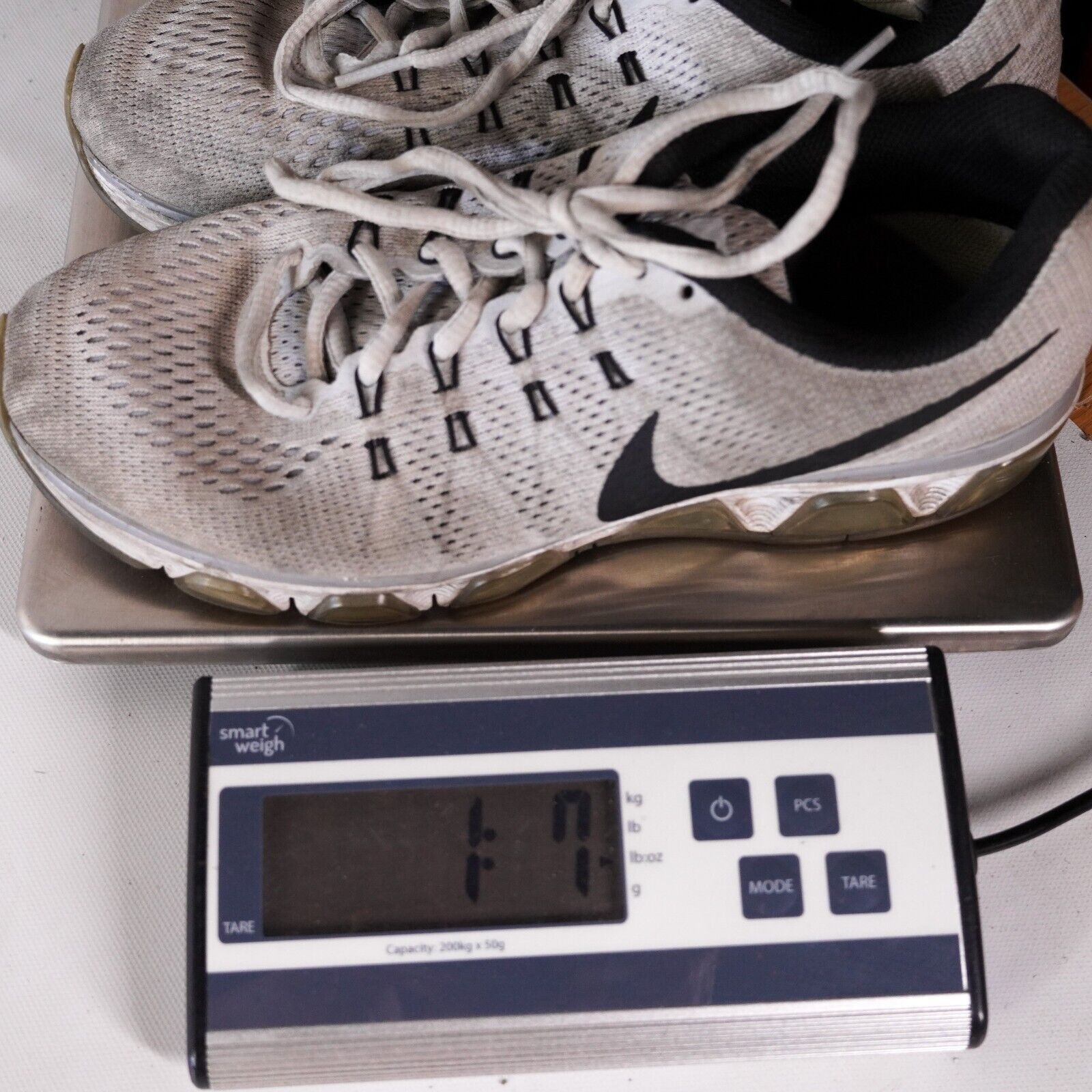 Nike Nike Air Max Tailwind Athletic Sneakers 8.5 Running Shoes Size US 8.5 / EU 41-42 - 9 Thumbnail