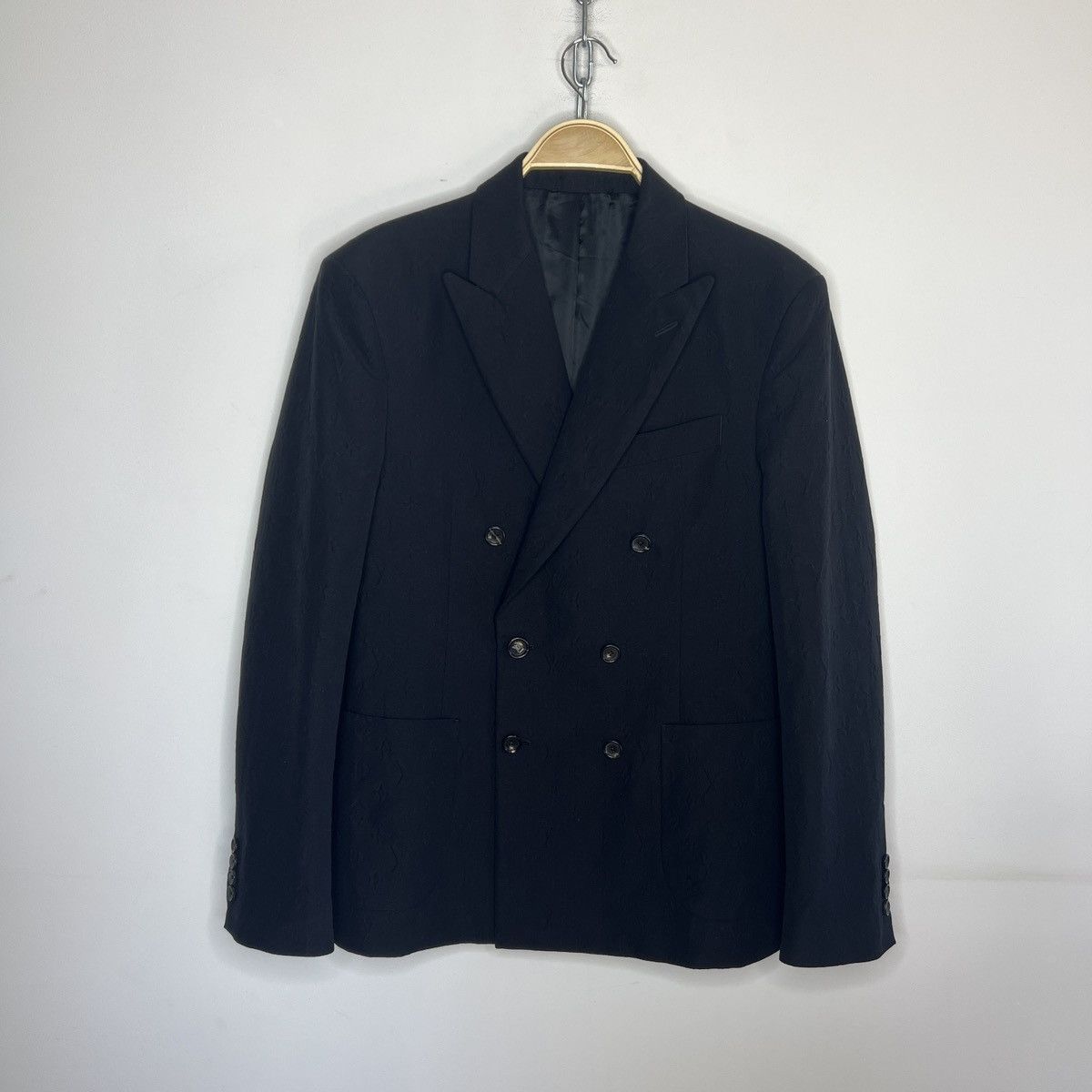 Louis Vuitton Louis Vuitton LV black monogram double breasted blazer 48 Size 48R - 2 Thumbnail