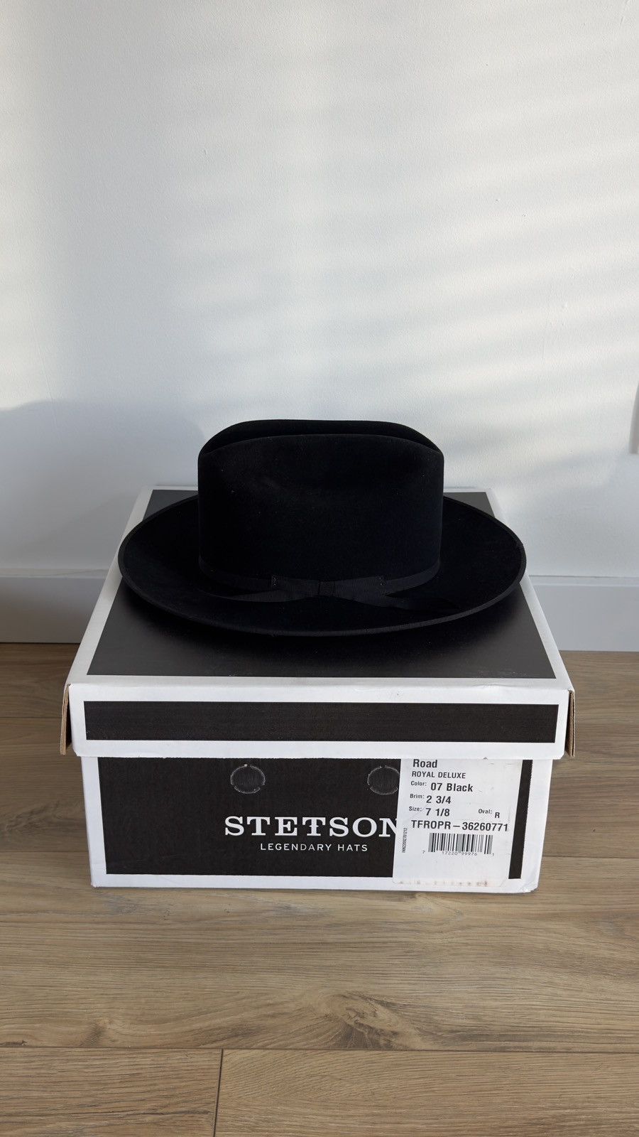 image of Stetson Open Road Royal Deluxe in Black, Men's