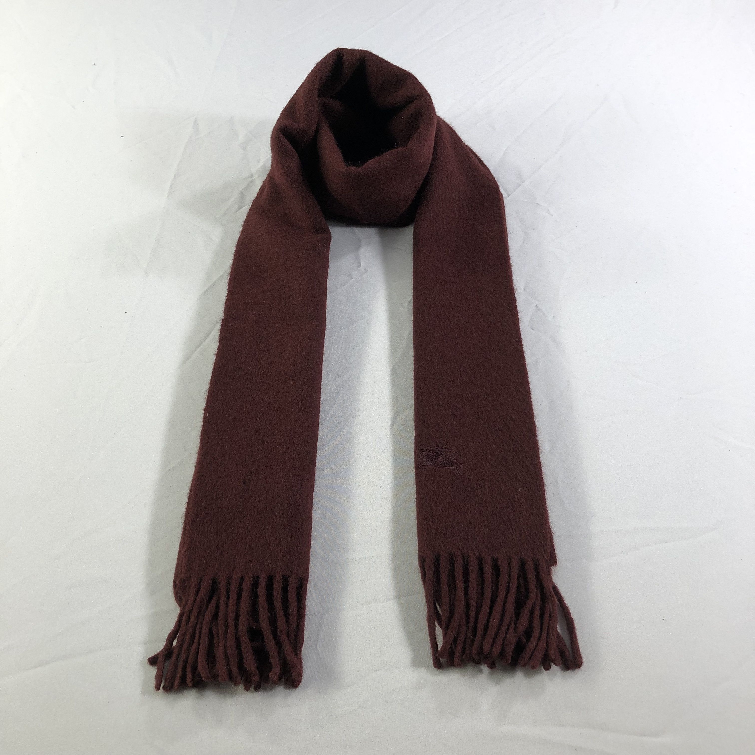 Burberry Burberry Plain Cashmere Scarf Muffler V1379 Size ONE SIZE - 1 Thumbnail