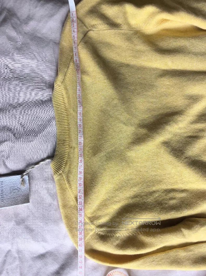 Brunello Cucinelli Brunello Cucinelli Men's V-Neck Cashmere Sweater. Size US M / EU 48-50 / 2 - 5 Thumbnail