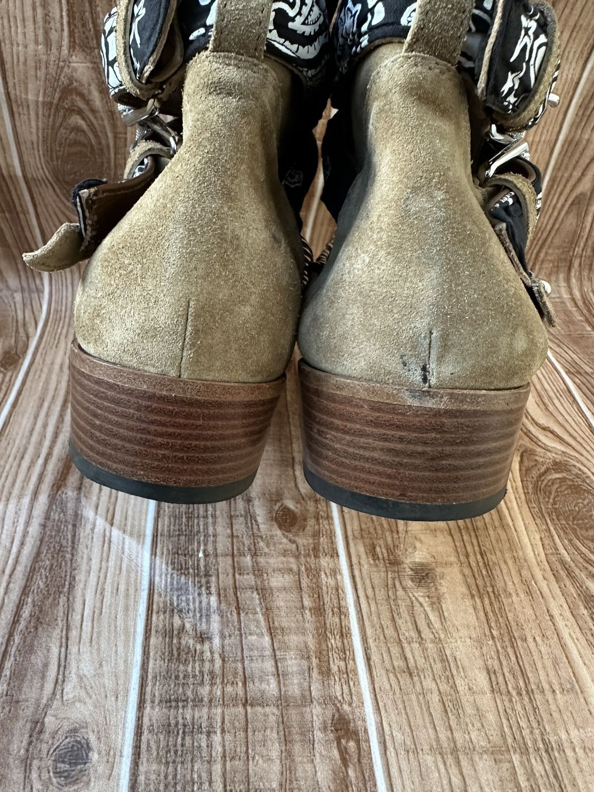 Amiri Amiri Bandana Buckle Chain Embellished Suede Western Boots Size US 11 / EU 44 - 16 Thumbnail