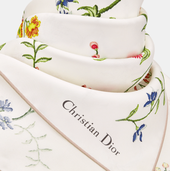 Dior o1w1db10424 Size: OS Dior Fleurs Square Scarf in Multicolor Size ONE SIZE - 4 Thumbnail